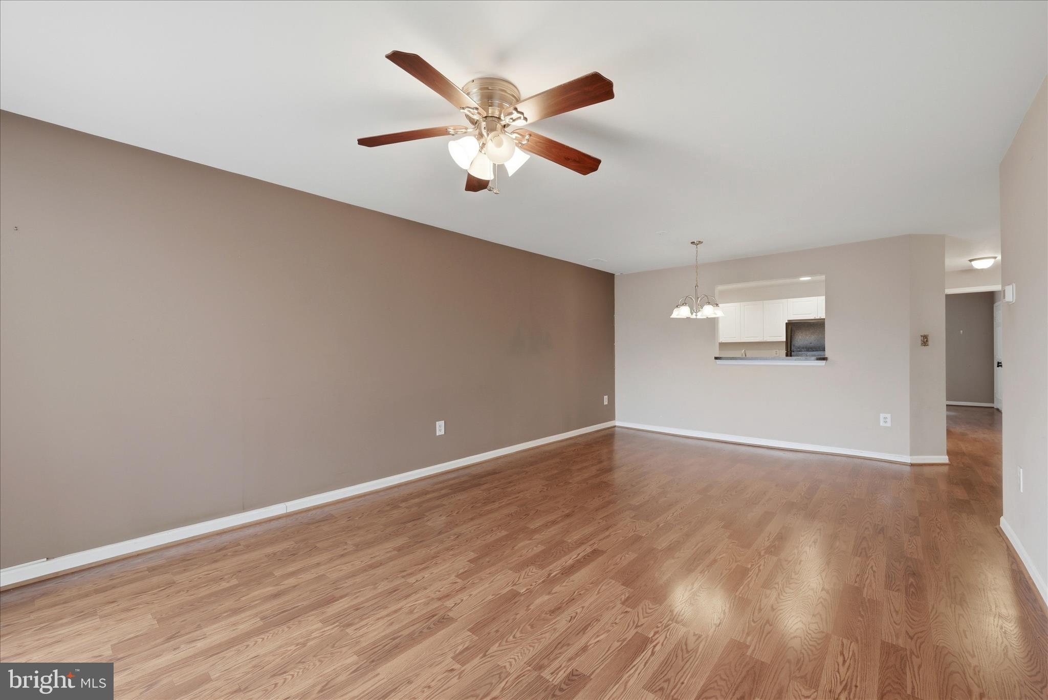 LAKESHORE - Residential