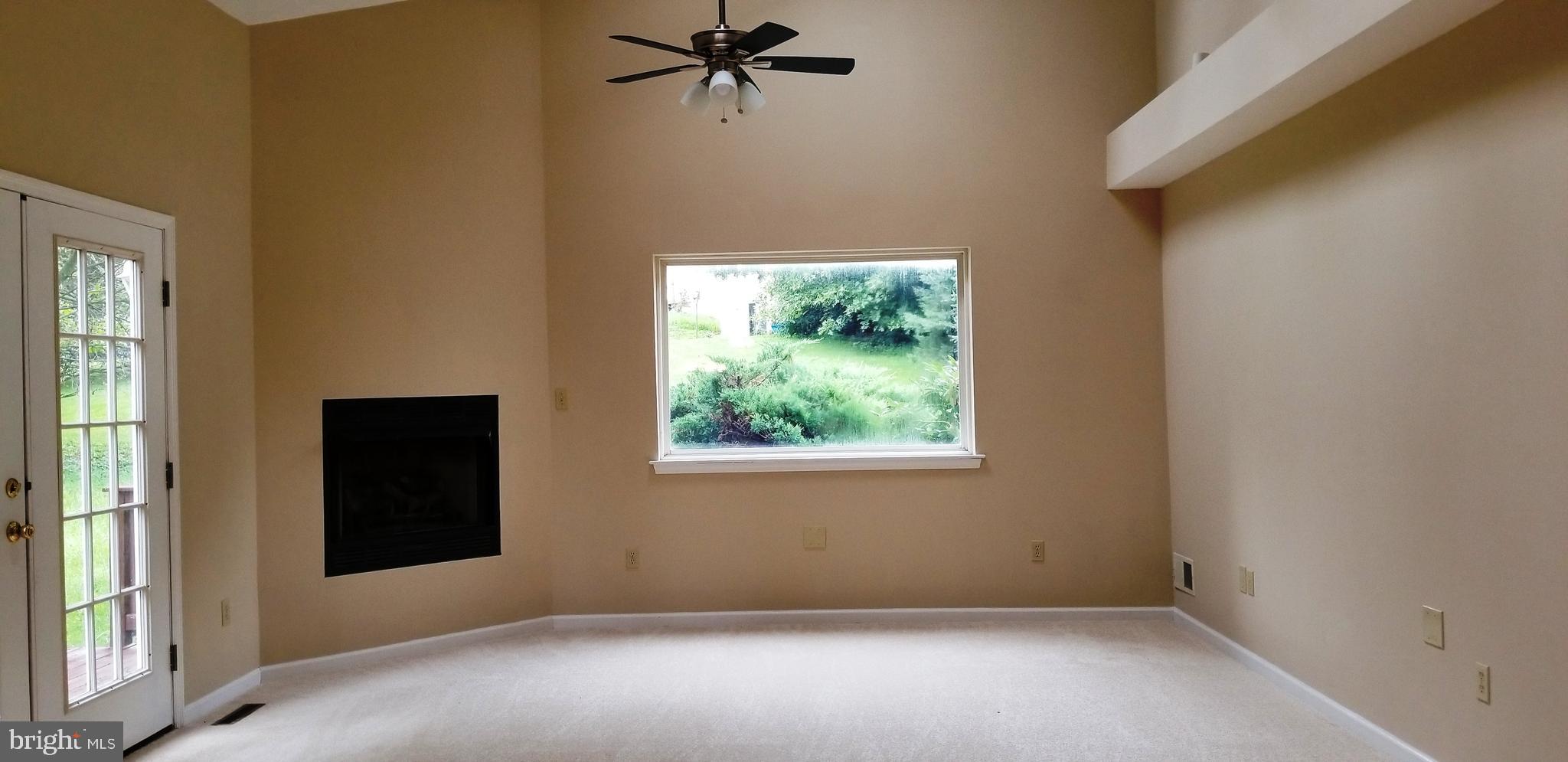 YELLOWHOUSE - Residential