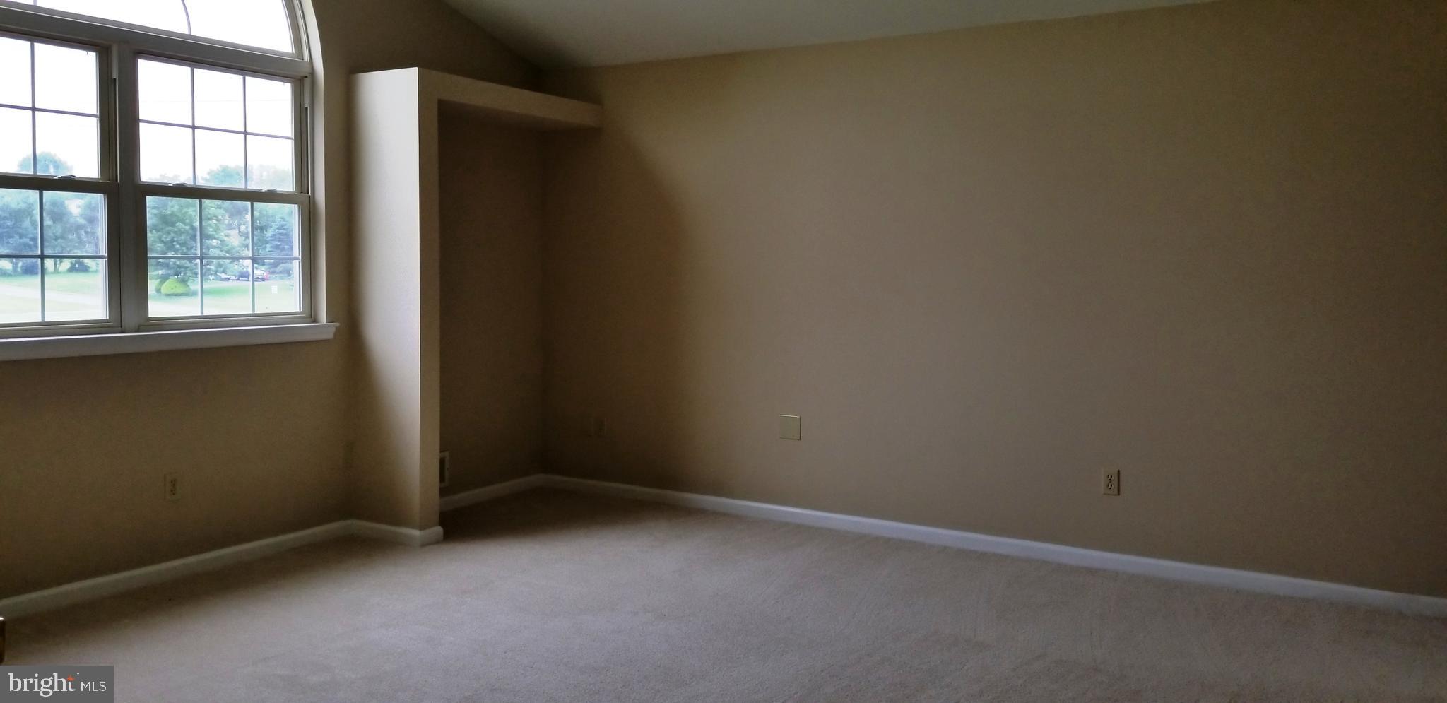 YELLOWHOUSE - Residential