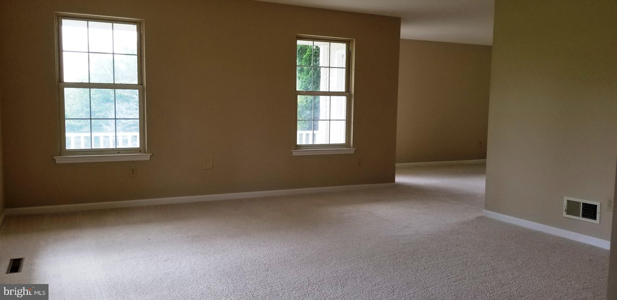 YELLOWHOUSE - Residential