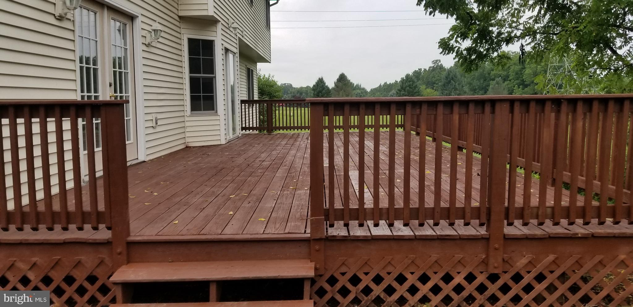 YELLOWHOUSE - Residential