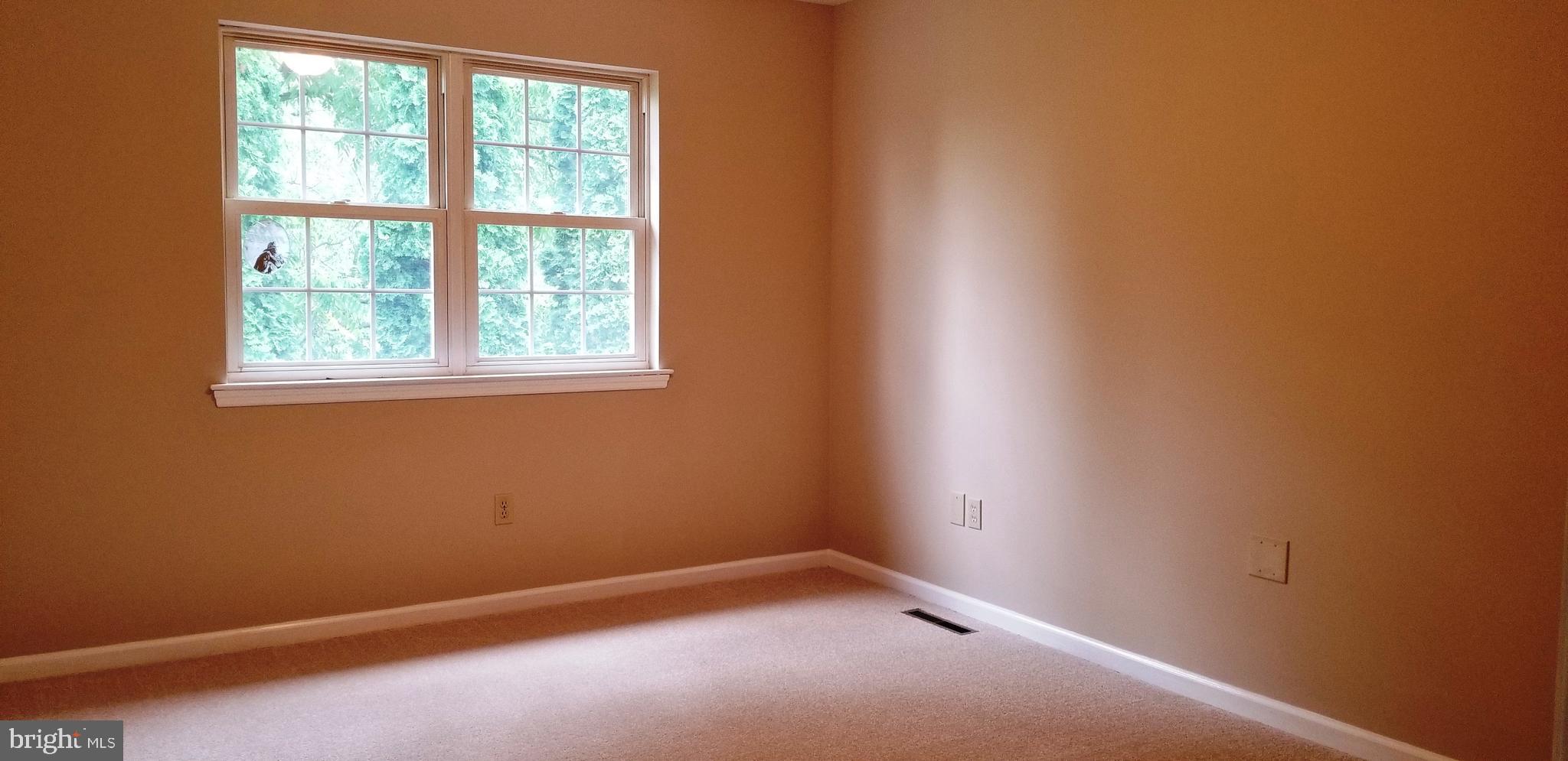 YELLOWHOUSE - Residential