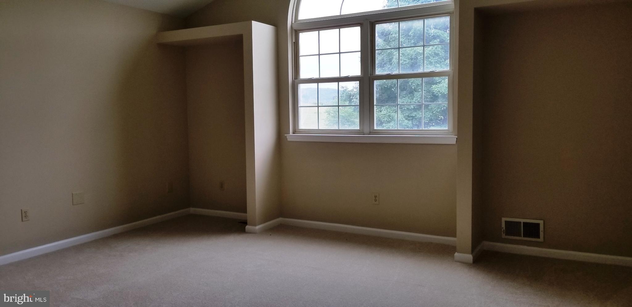 YELLOWHOUSE - Residential