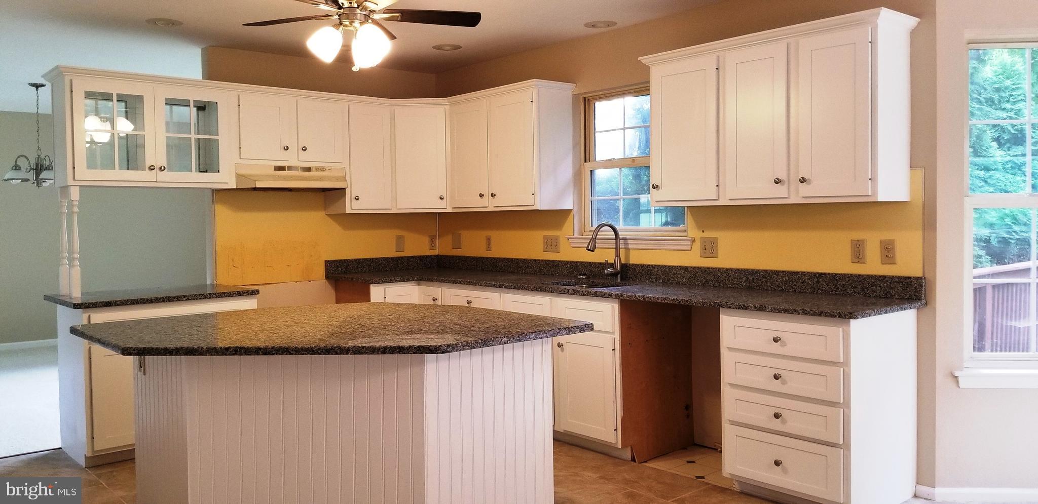 YELLOWHOUSE - Residential