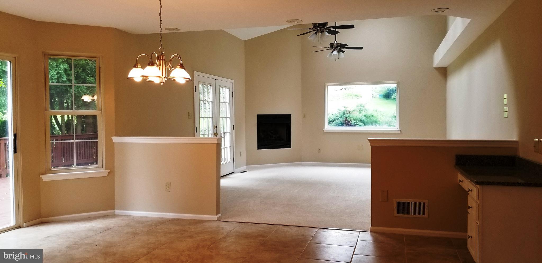 YELLOWHOUSE - Residential