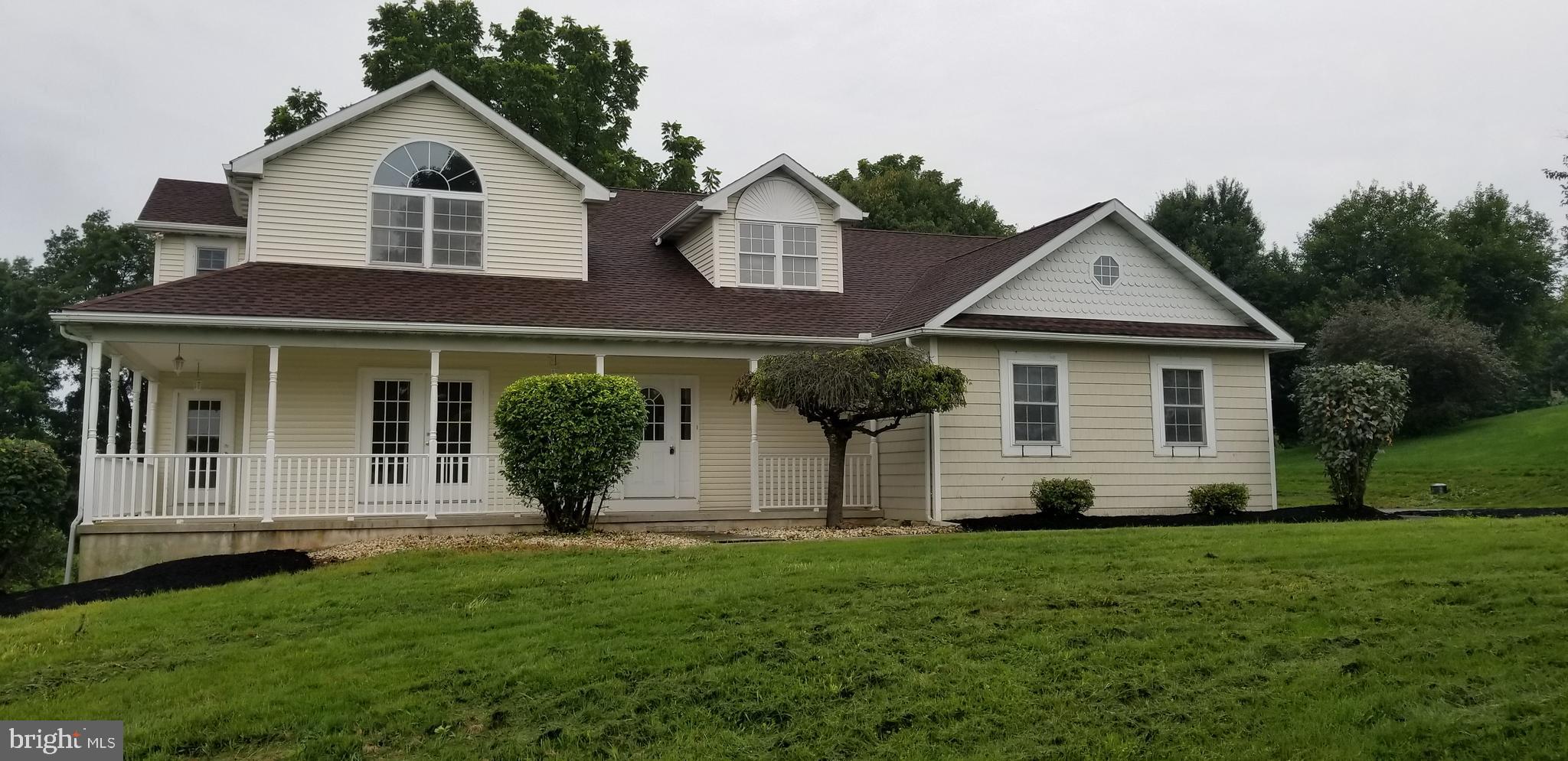 YELLOWHOUSE - Residential