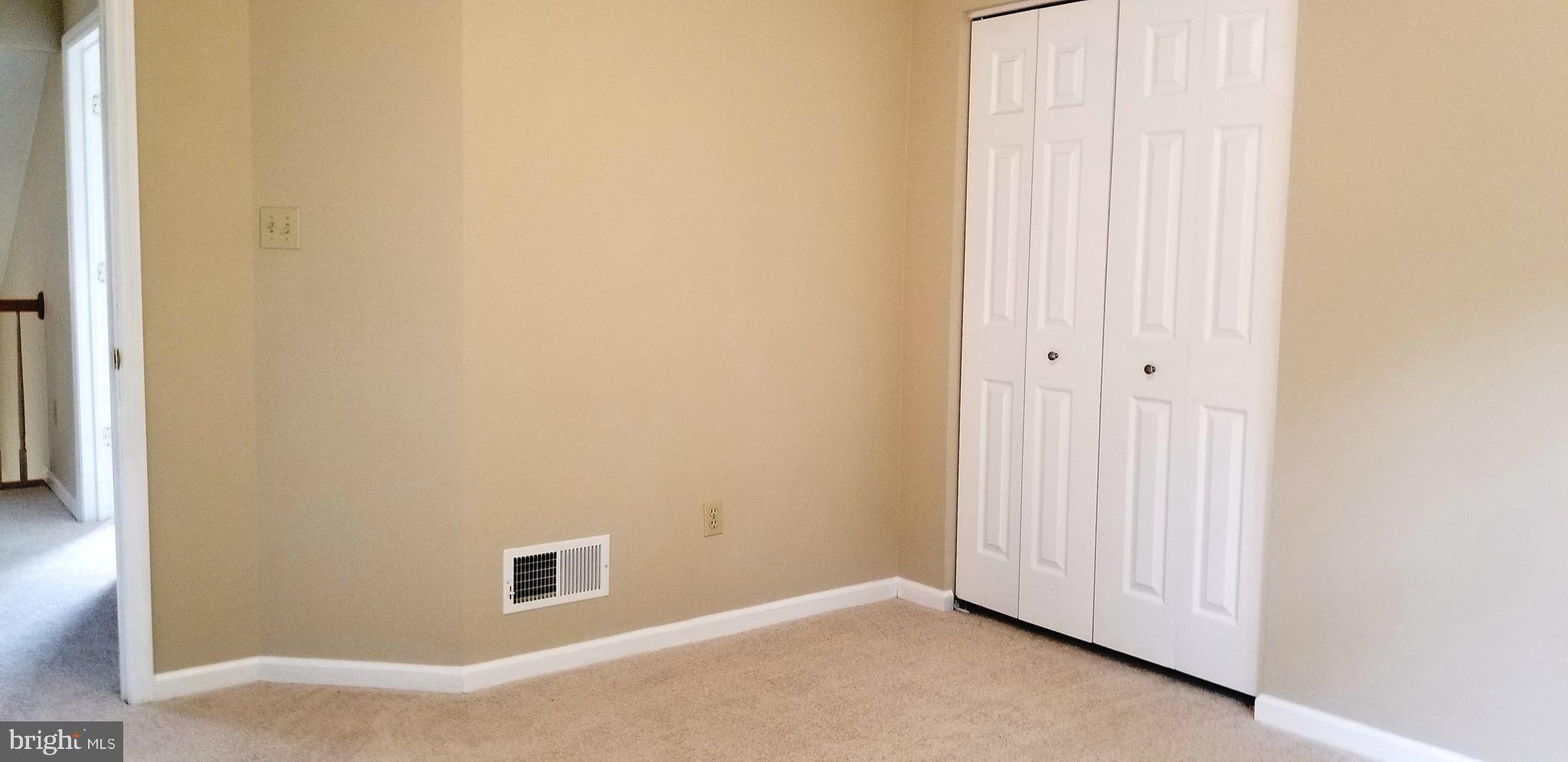 YELLOWHOUSE - Residential