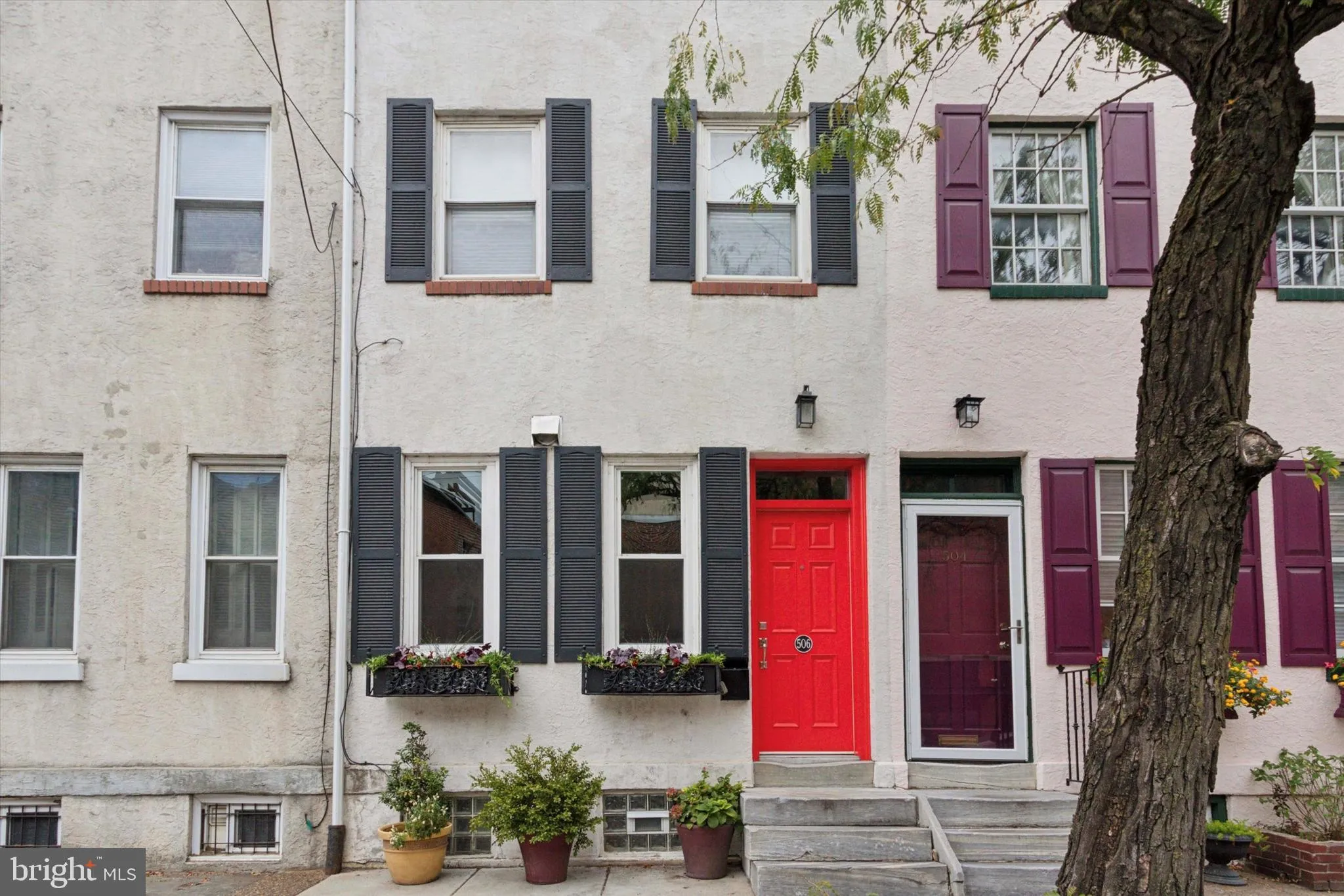Philadelphia, Pennsylvania 19146, United States, 3 Bedrooms Bedrooms, ,2 BathroomsBathrooms,Residential,Contingent,42267