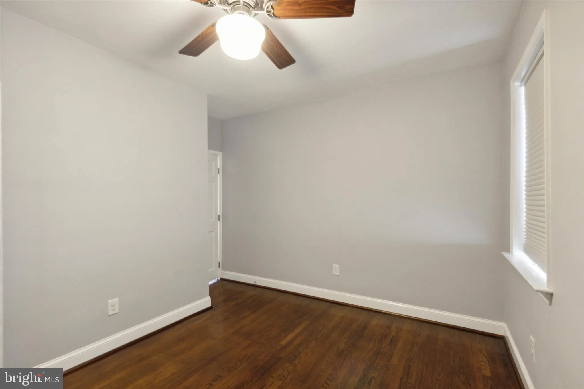 Philadelphia, Pennsylvania 19146, United States, 3 Bedrooms Bedrooms, ,2 BathroomsBathrooms,Residential,Contingent,42267