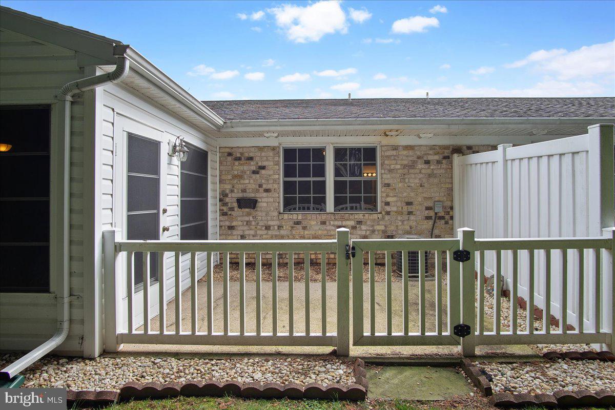 PIN OAK TERRACE - Residential