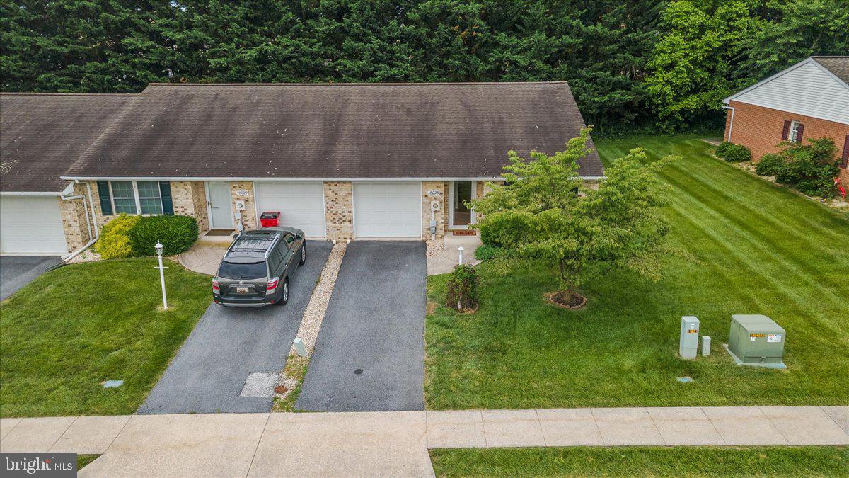 PIN OAK TERRACE - Residential