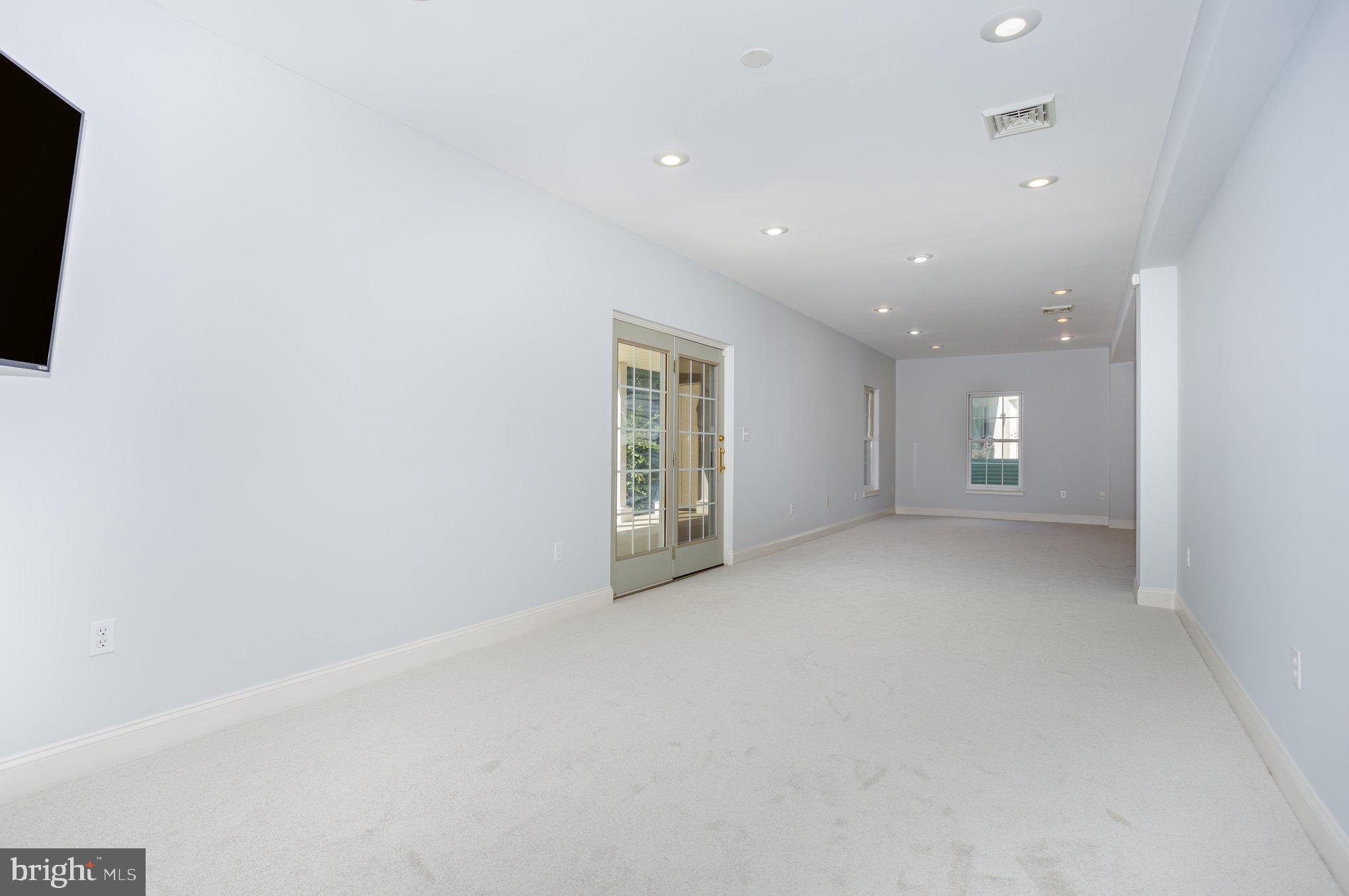 MANOR TWP - Residential