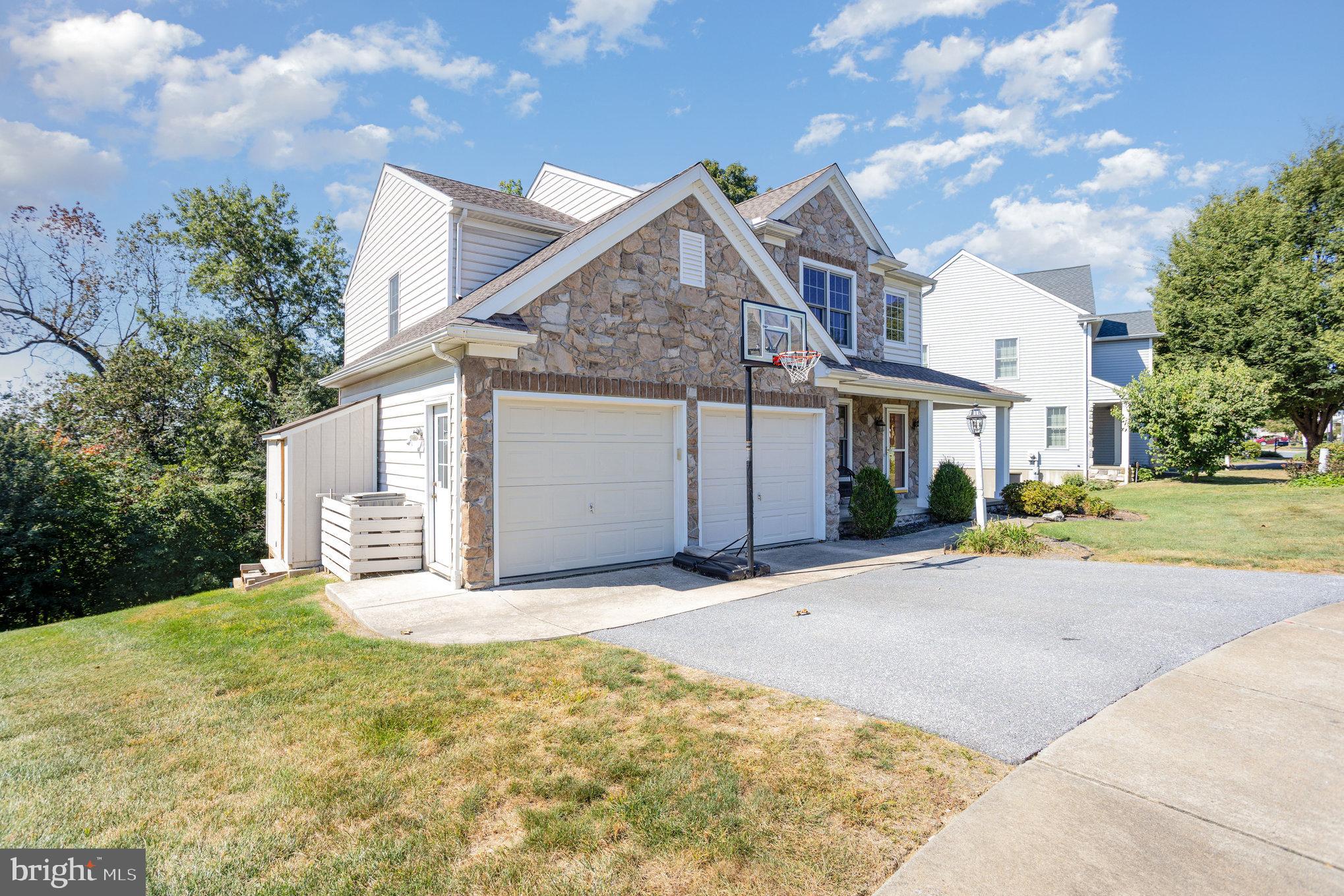 MANOR TWP - Residential