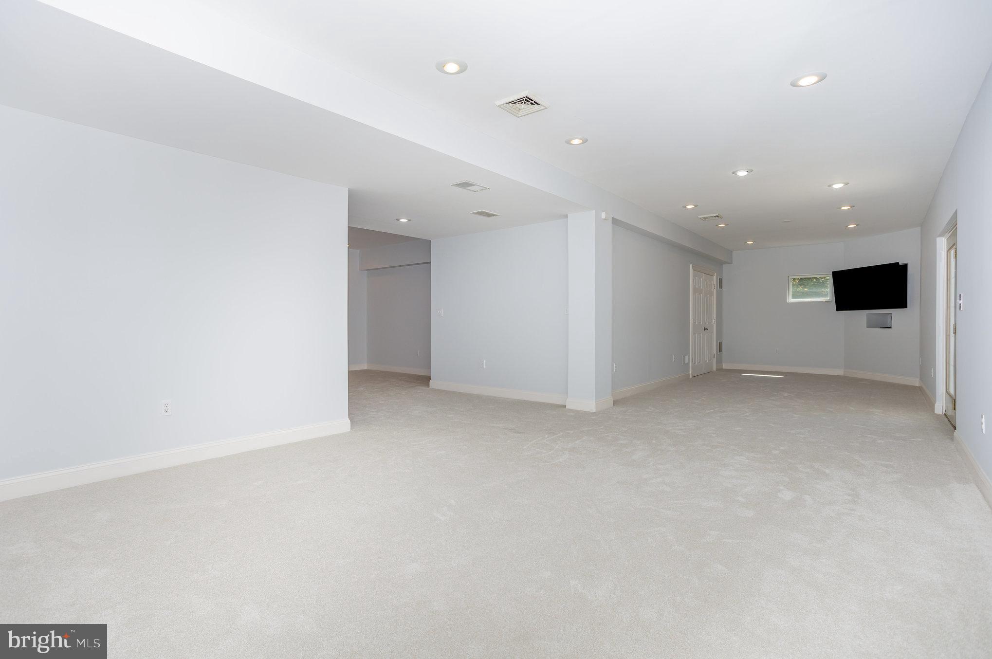 MANOR TWP - Residential