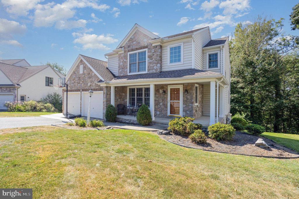 Photo of 227 Eagle Path, MOUNTVILLE, PA 17554 (MLS # PALA2075982)
