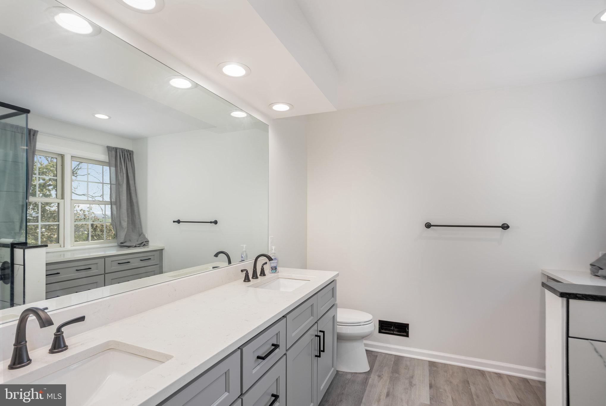 MANOR TWP - Residential