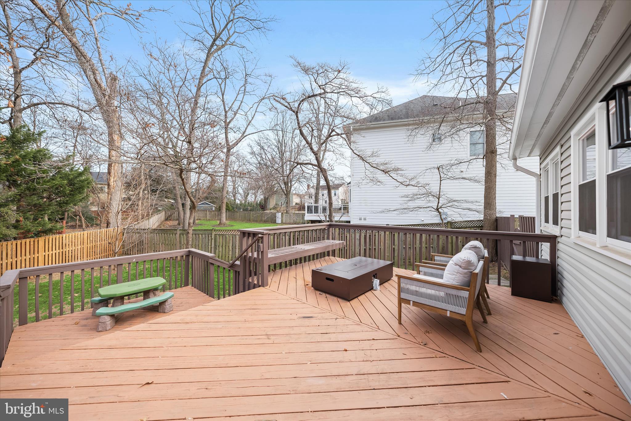 VICTORIA WOODS - Residential