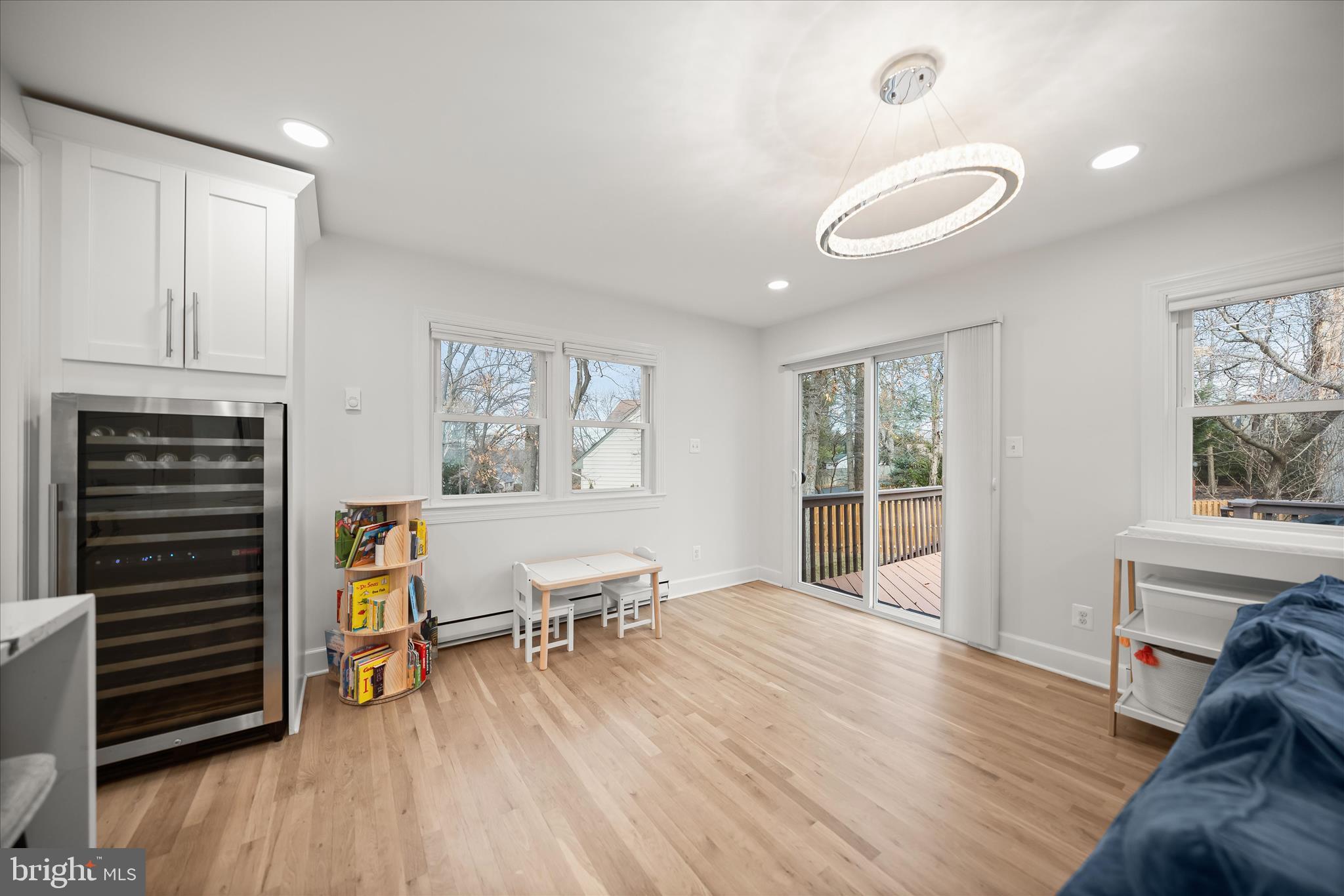 VICTORIA WOODS - Residential