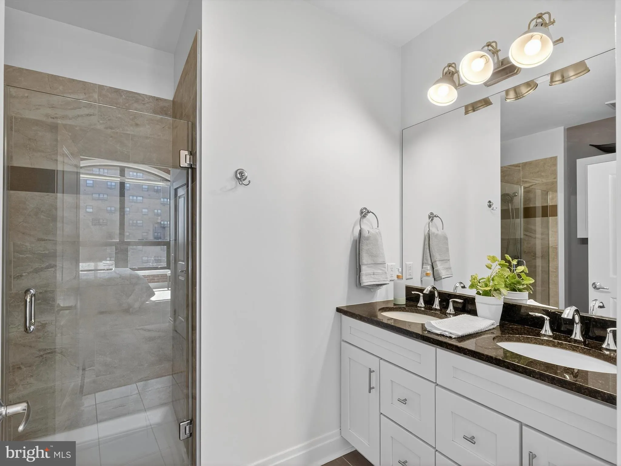 Lancaster, Pennsylvania 17603, United States, 2 Bedrooms Bedrooms, ,2 BathroomsBathrooms,Residential,Active,213354