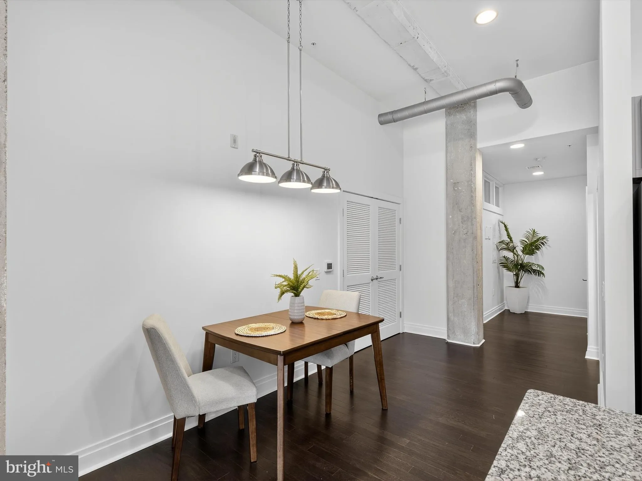 Lancaster, Pennsylvania 17603, United States, 2 Bedrooms Bedrooms, ,2 BathroomsBathrooms,Residential,Active,213354