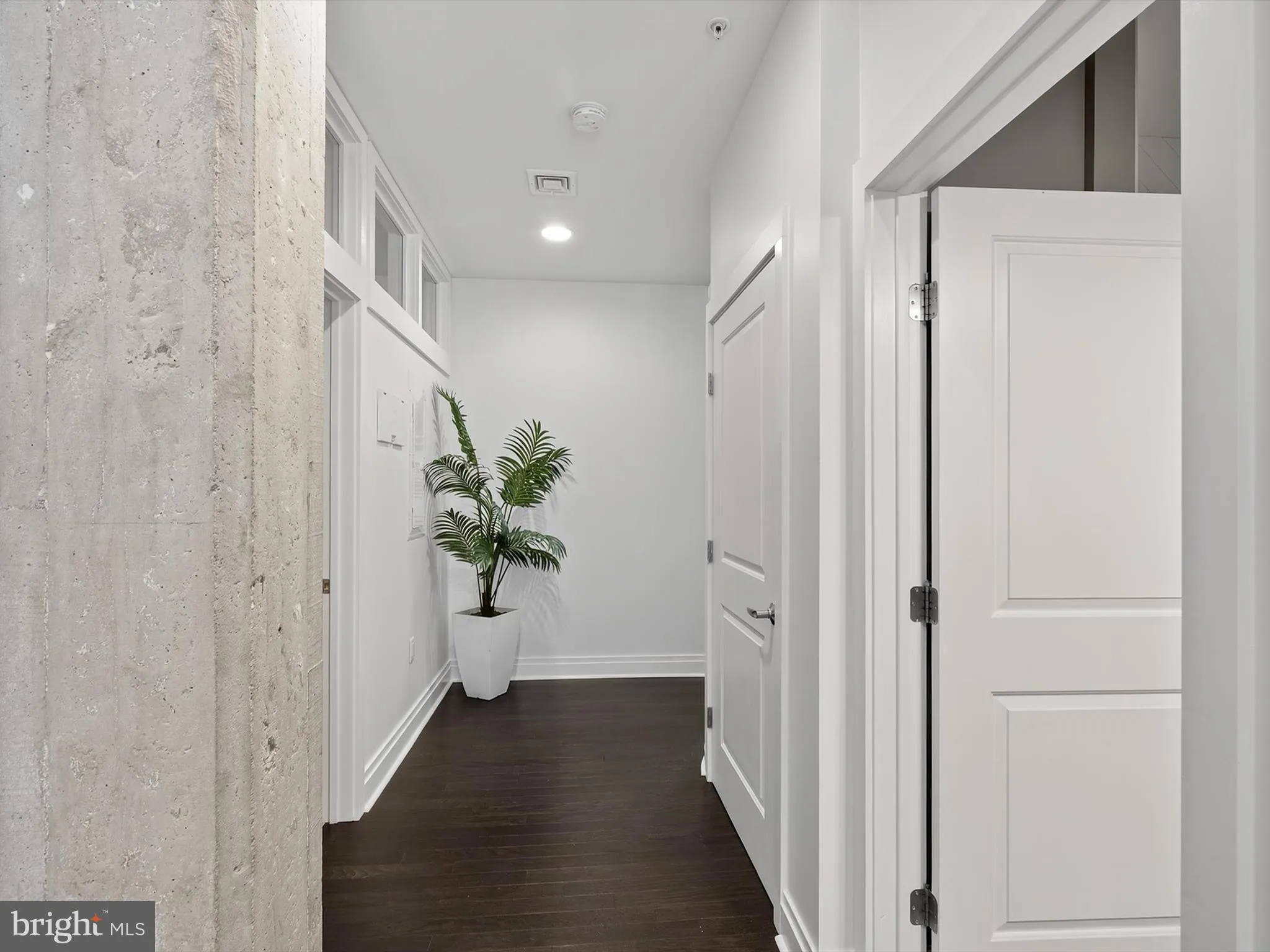 Lancaster, Pennsylvania 17603, United States, 2 Bedrooms Bedrooms, ,2 BathroomsBathrooms,Residential,Active,213354