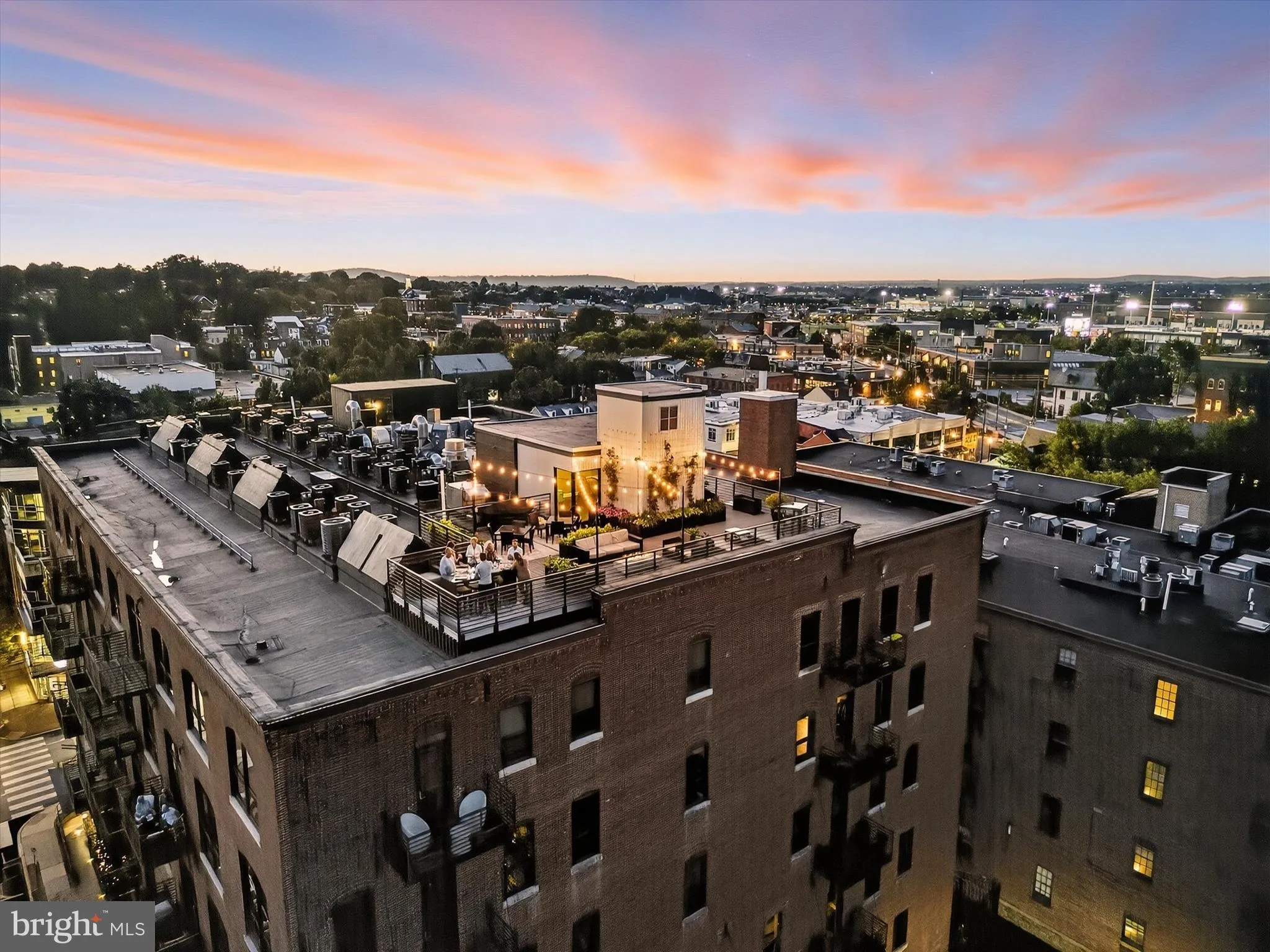 Lancaster, Pennsylvania 17603, United States, 2 Bedrooms Bedrooms, ,2 BathroomsBathrooms,Residential,Active,213354