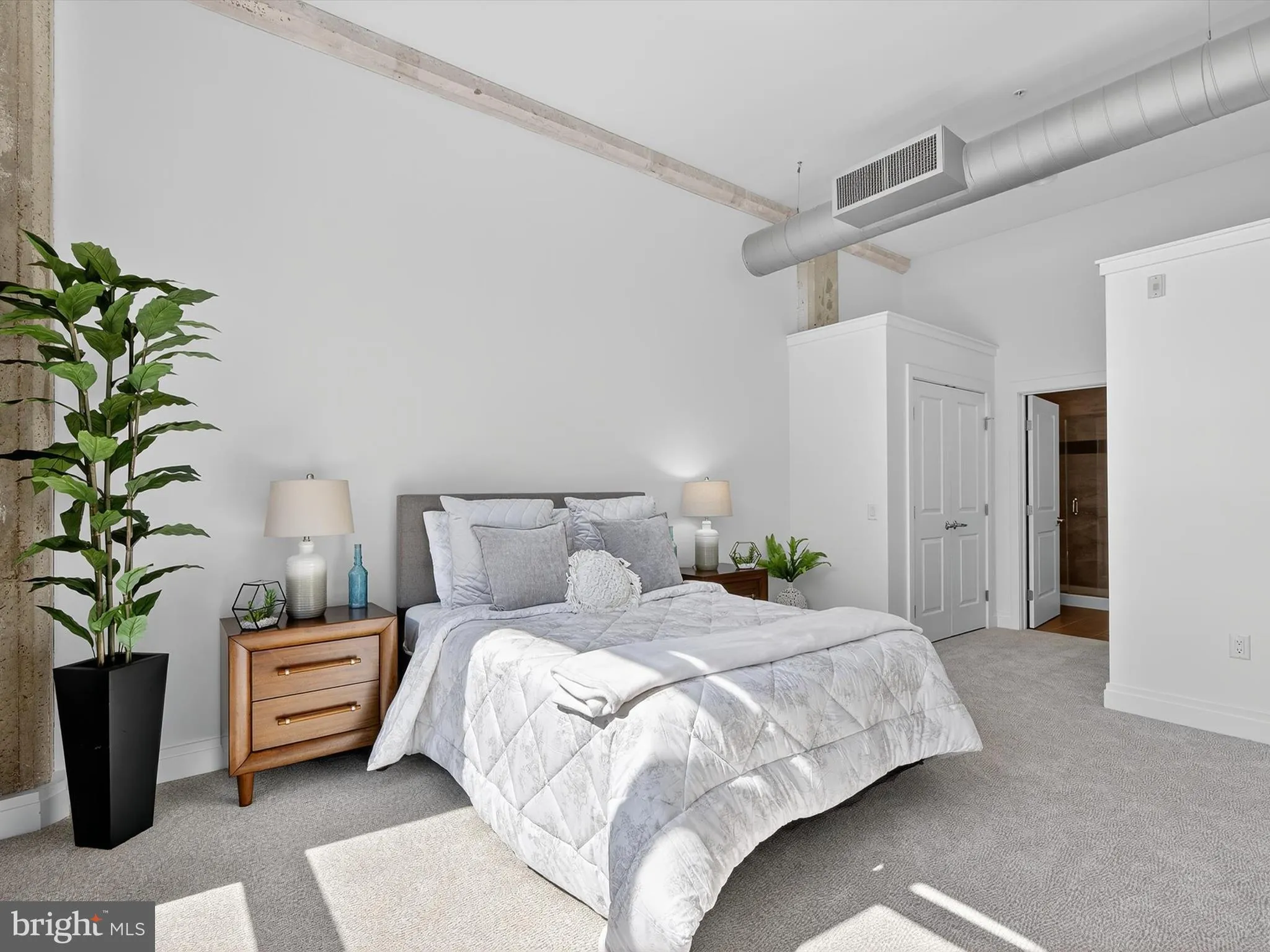 Lancaster, Pennsylvania 17603, United States, 2 Bedrooms Bedrooms, ,2 BathroomsBathrooms,Residential,Active,213354