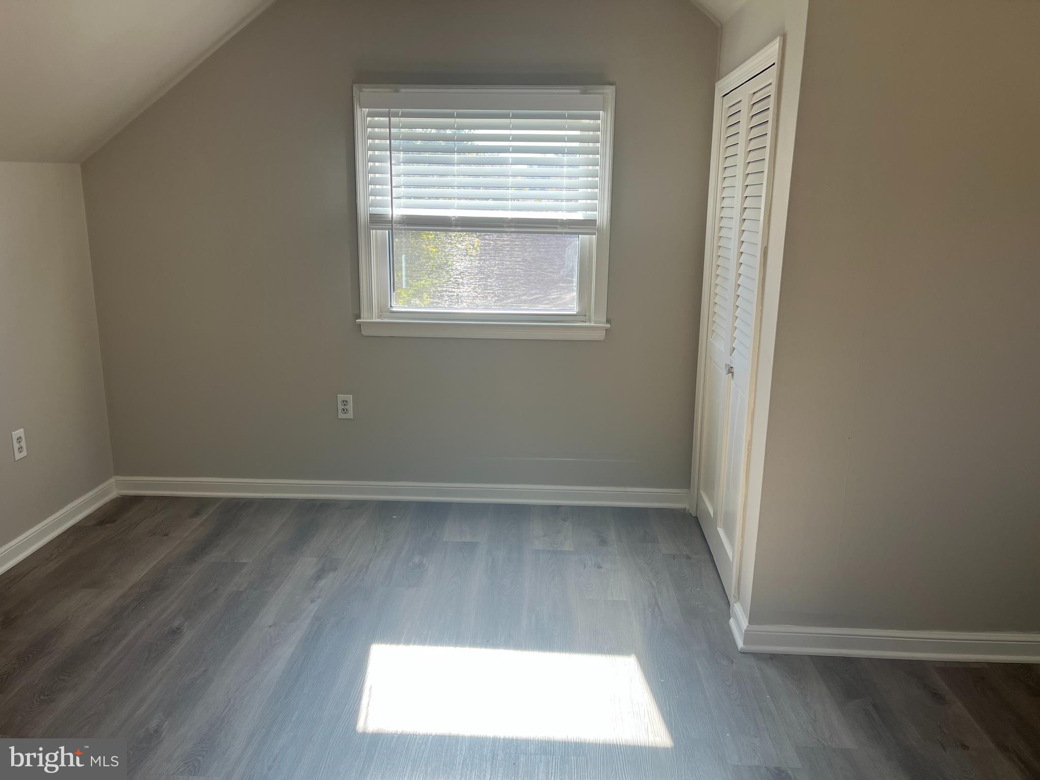 GLENSIDE - Residential