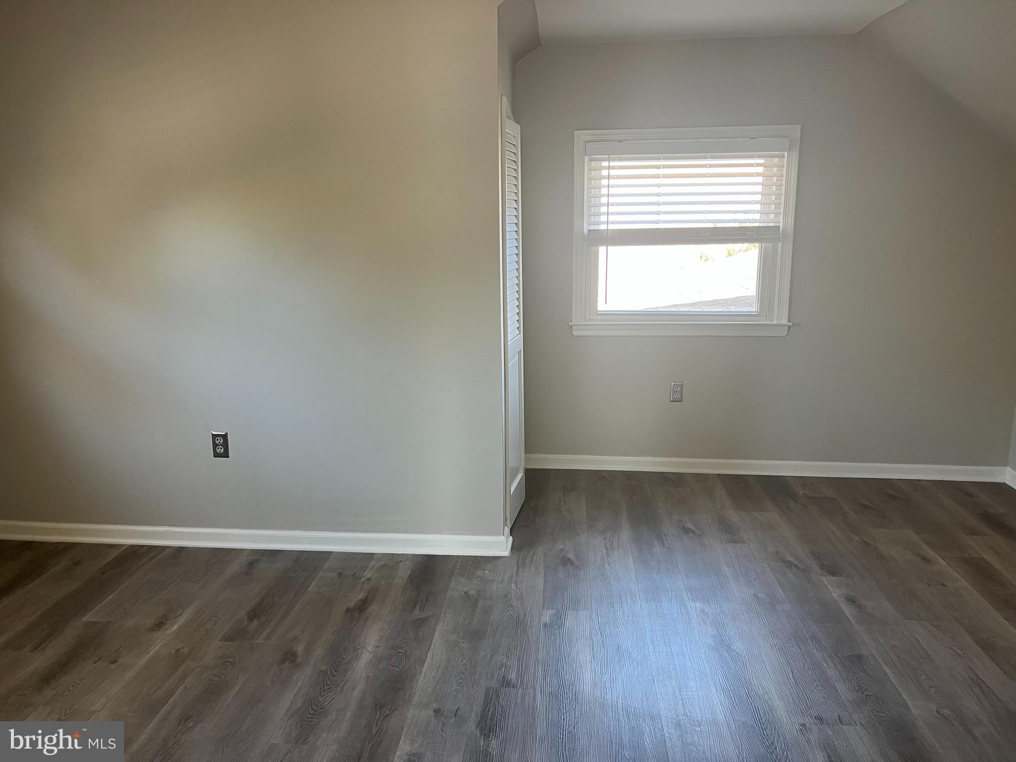 GLENSIDE - Residential