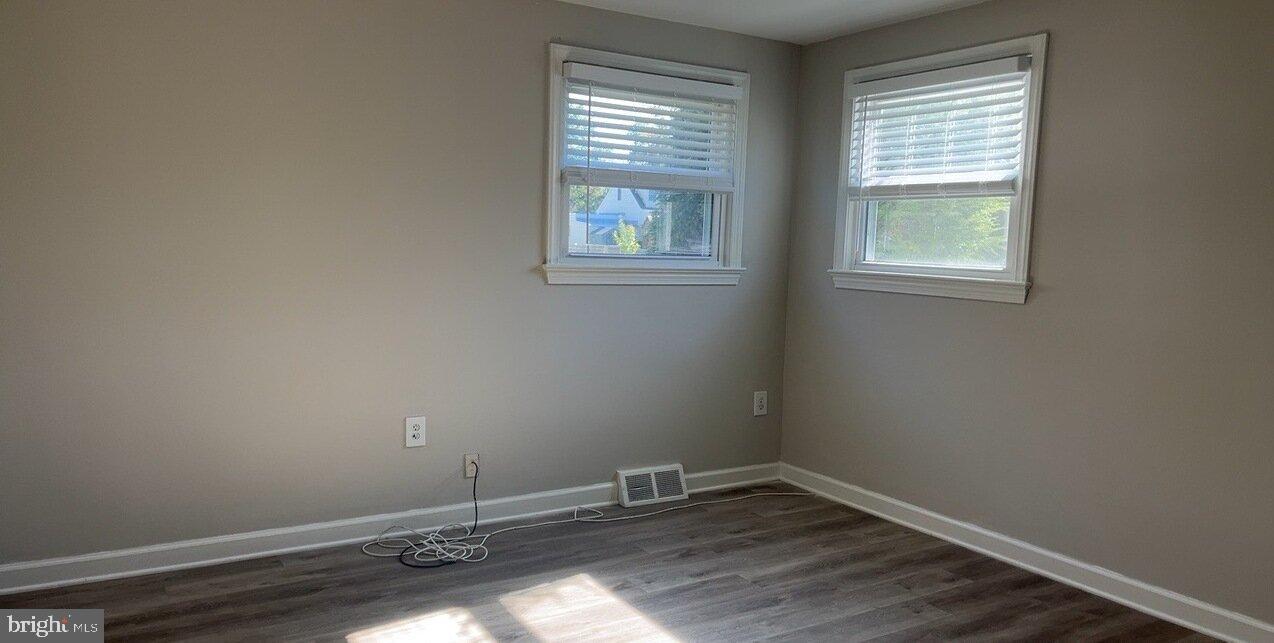 GLENSIDE - Residential