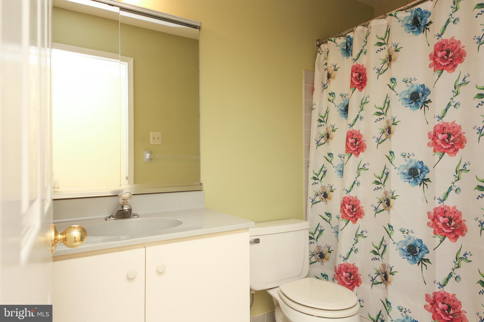 MONTGOMERY GREENE - Residential