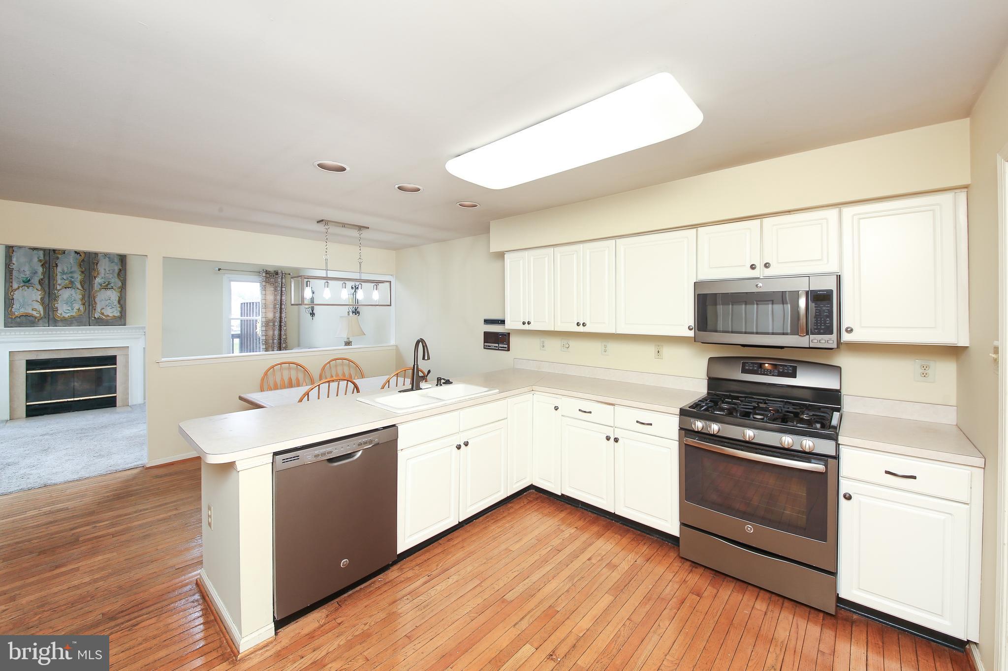 MONTGOMERY GREENE - Residential