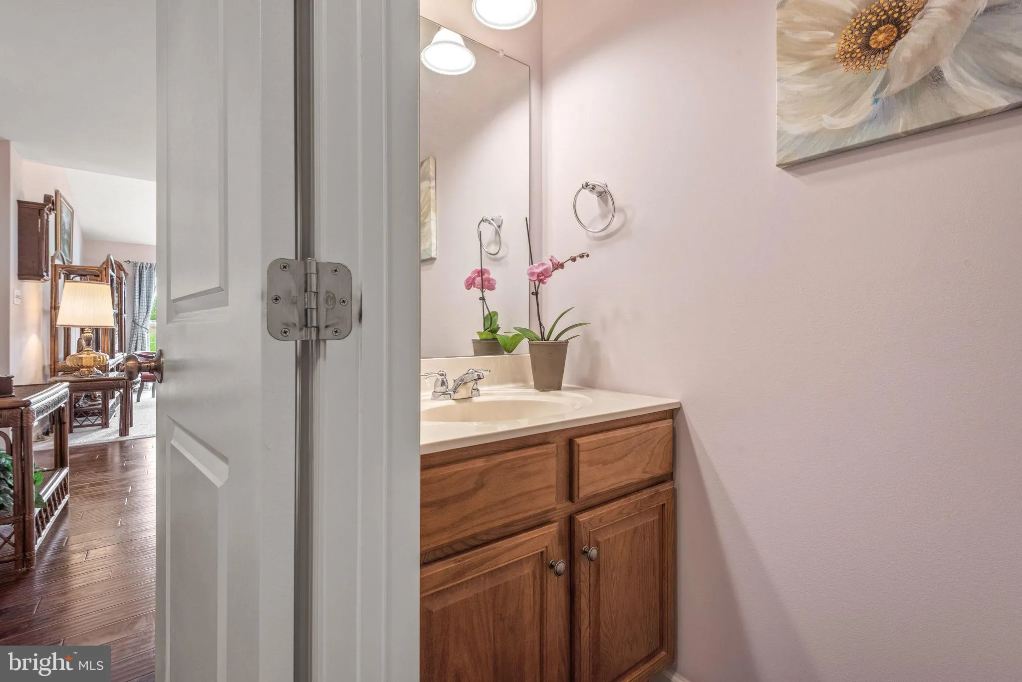 Lancaster, Pennsylvania 17603, United States, 3 Bedrooms Bedrooms, ,3 BathroomsBathrooms,Residential,Pending,143129