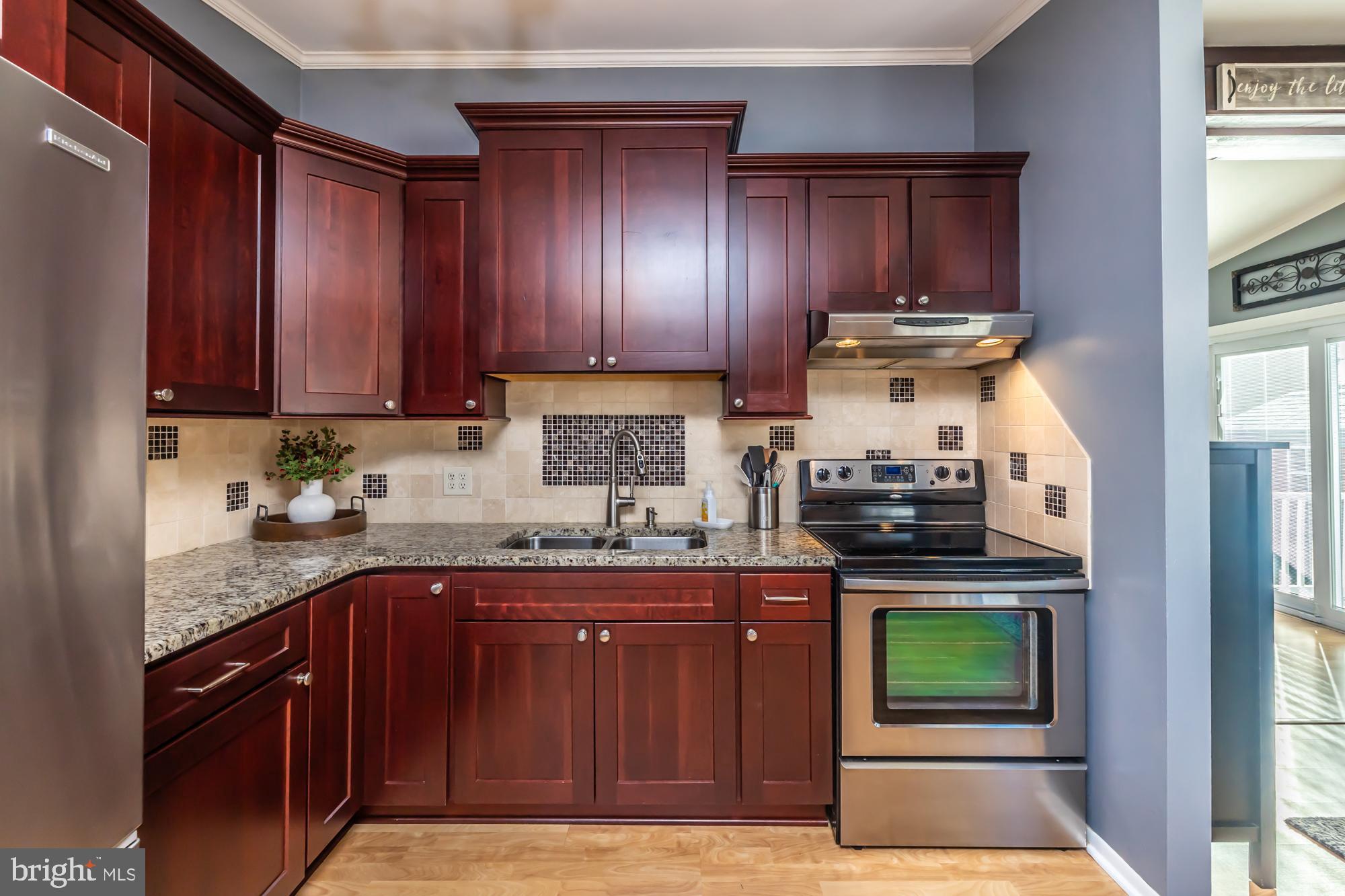 LANGHORNE MANOR - Residential