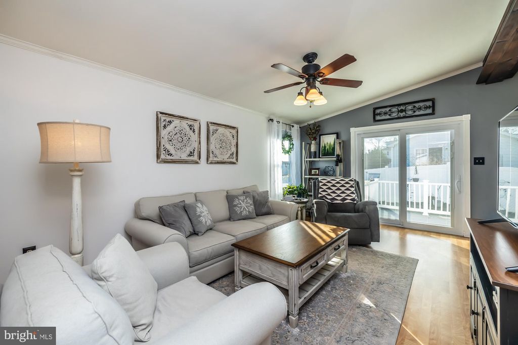 Photo of 858 Avenue E #E, LANGHORNE, PA 19047 (MLS # PABU2112082)