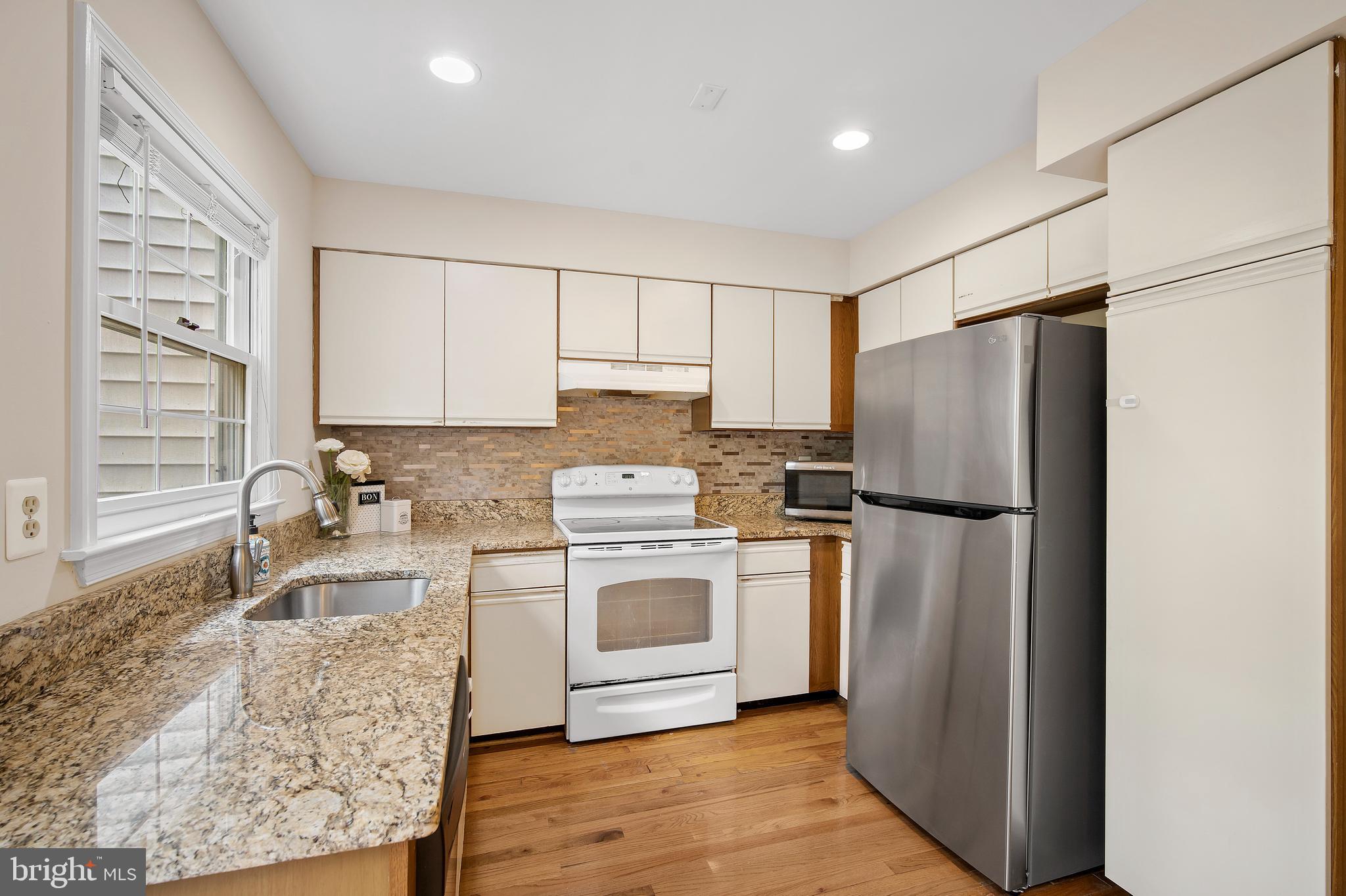 SILVER SPRING CNTRY CLUB - Residential