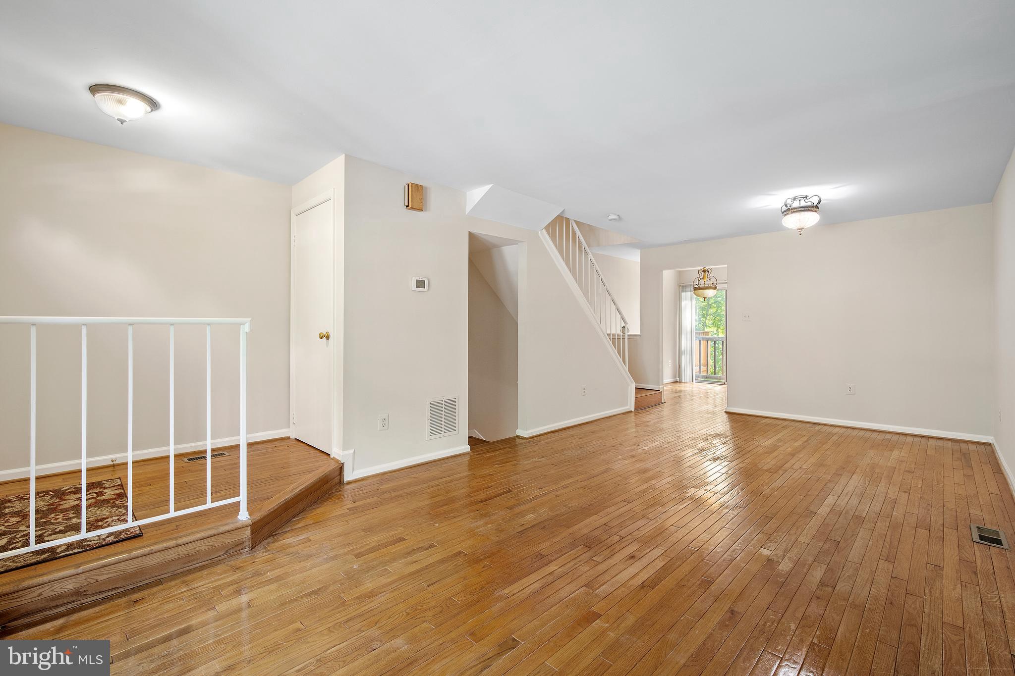 SILVER SPRING CNTRY CLUB - Residential