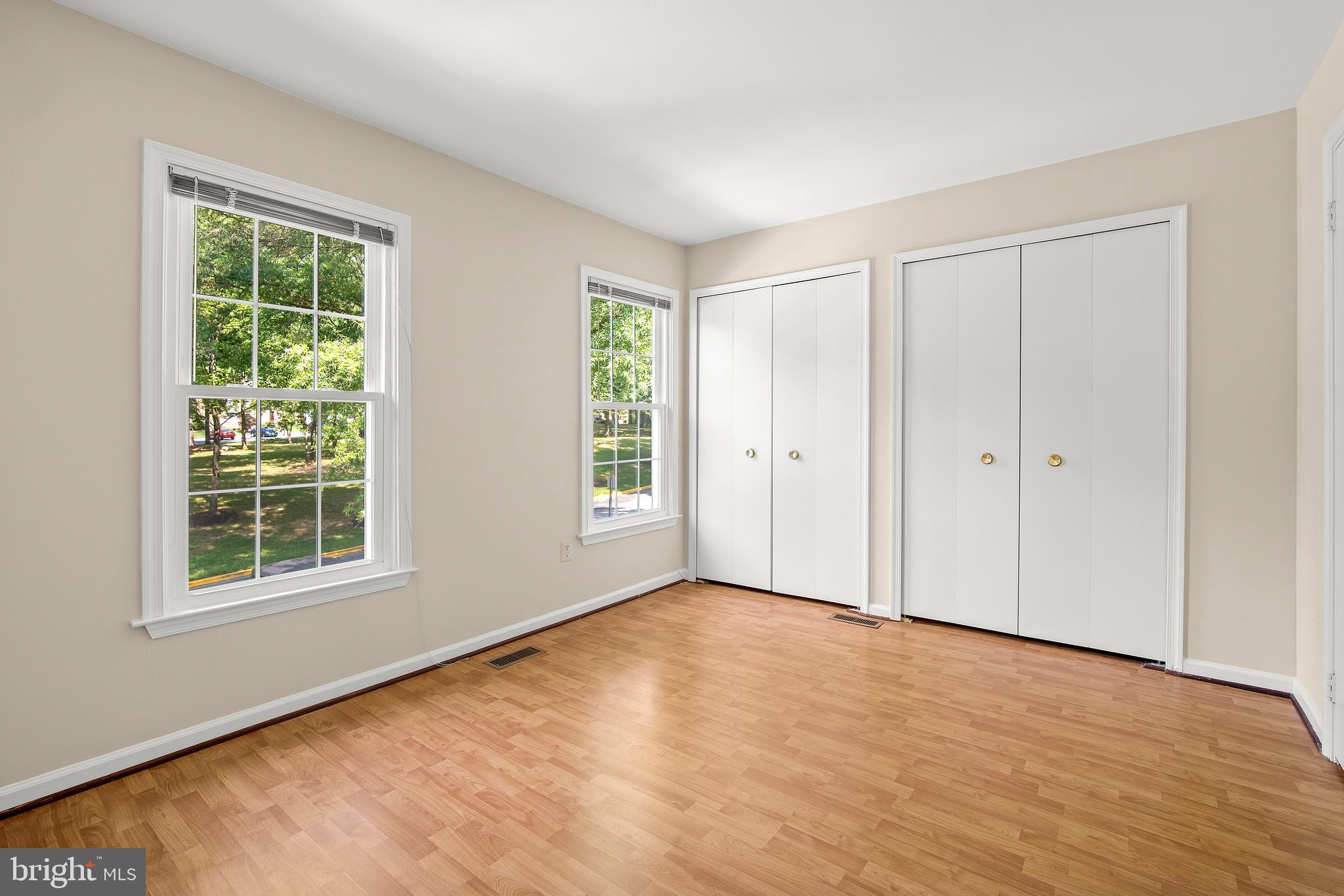 SILVER SPRING CNTRY CLUB - Residential