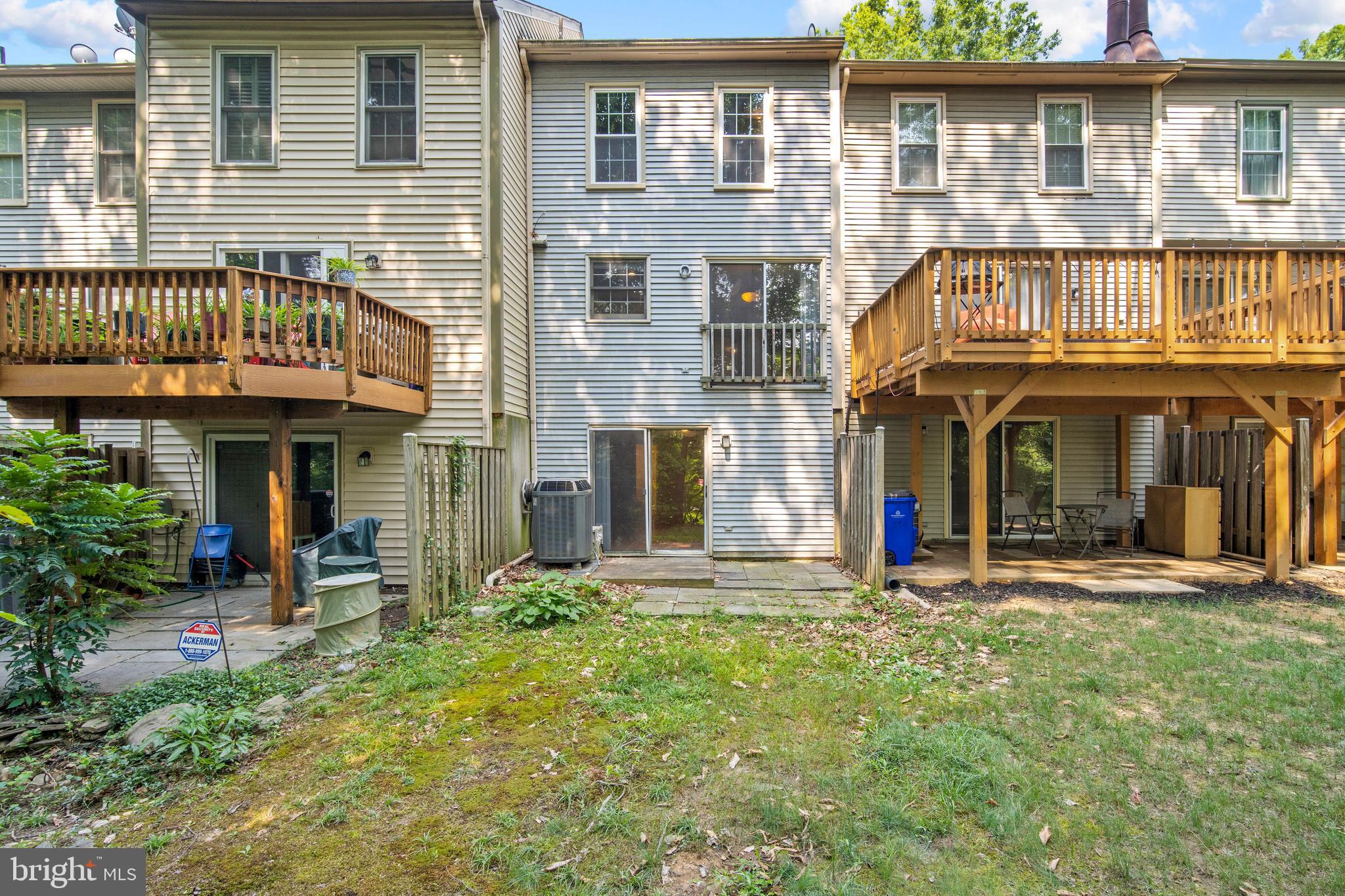 SILVER SPRING CNTRY CLUB - Residential