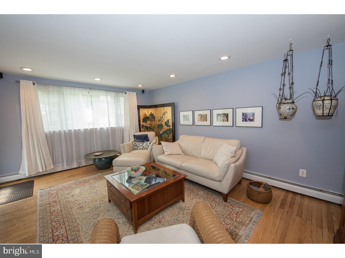 JENKINTOWN - Residential
