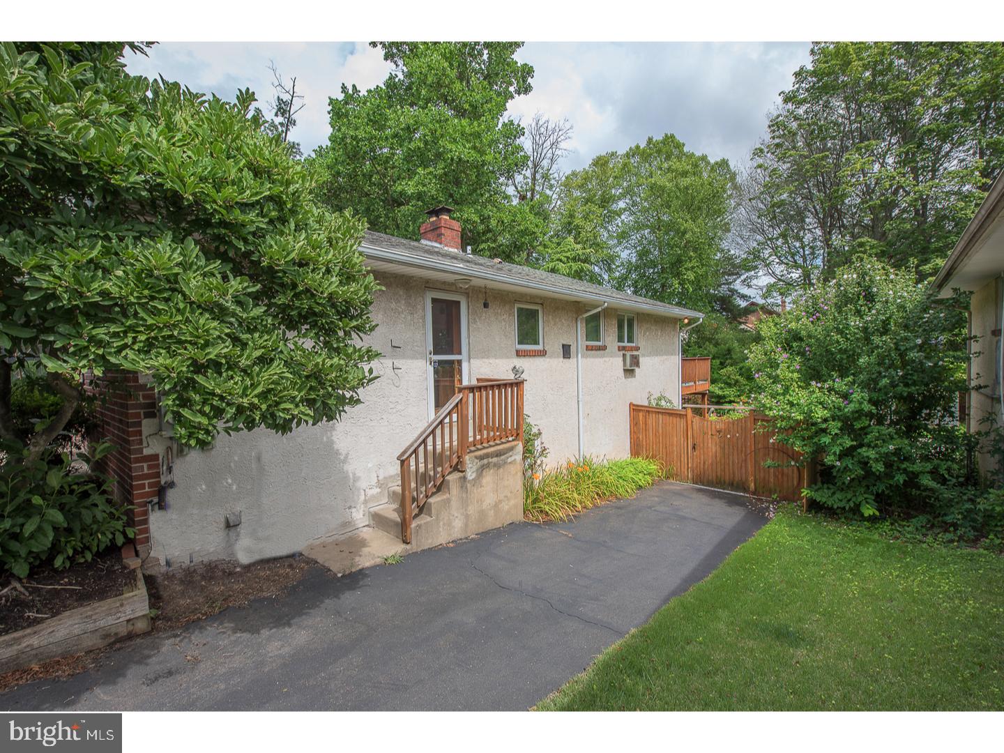 JENKINTOWN - Residential