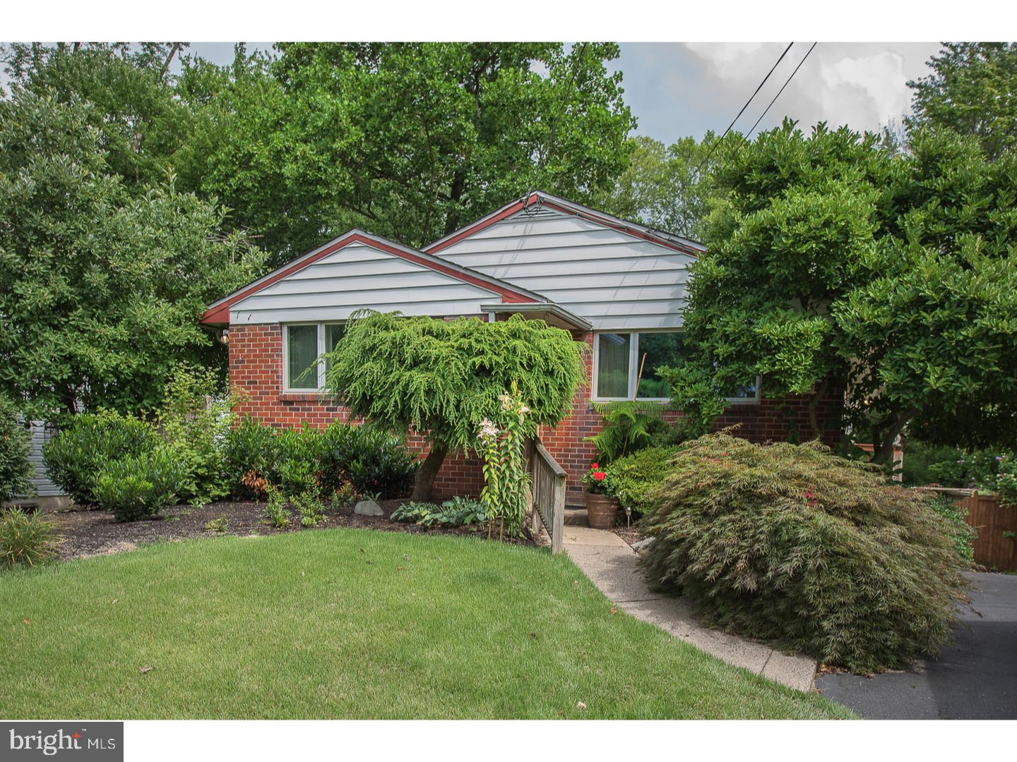 JENKINTOWN - Residential