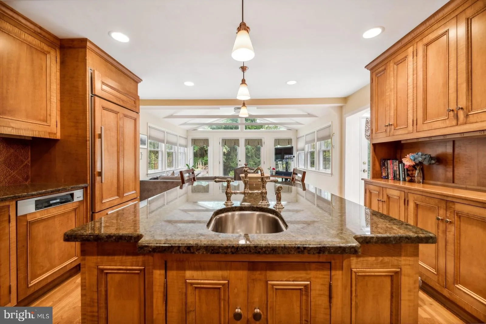 Princeton, New Jersey 08540, United States, 5 Bedrooms Bedrooms, ,5 BathroomsBathrooms,Residential,Pending,41325