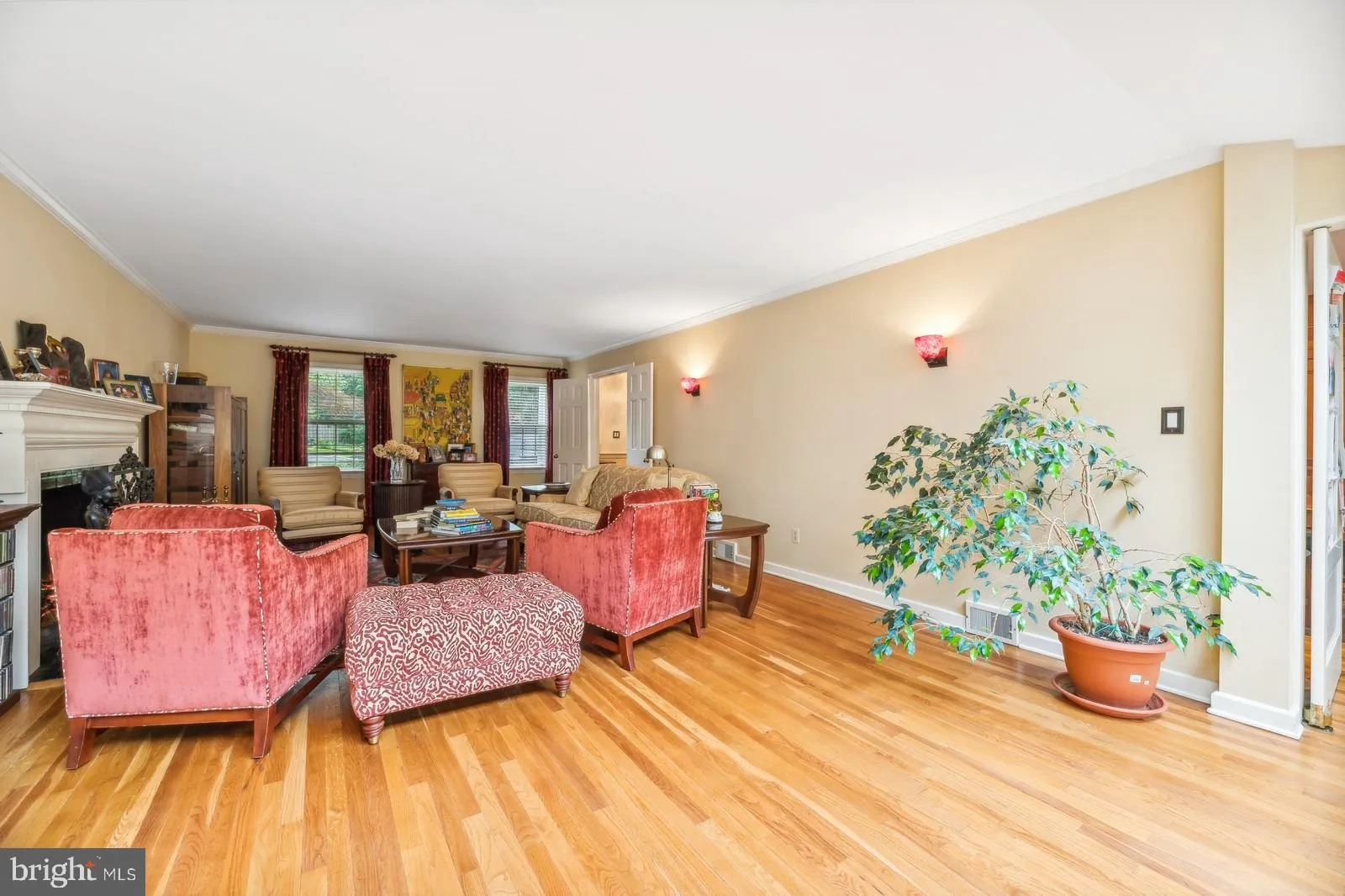 Princeton, New Jersey 08540, United States, 5 Bedrooms Bedrooms, ,5 BathroomsBathrooms,Residential,Pending,41325