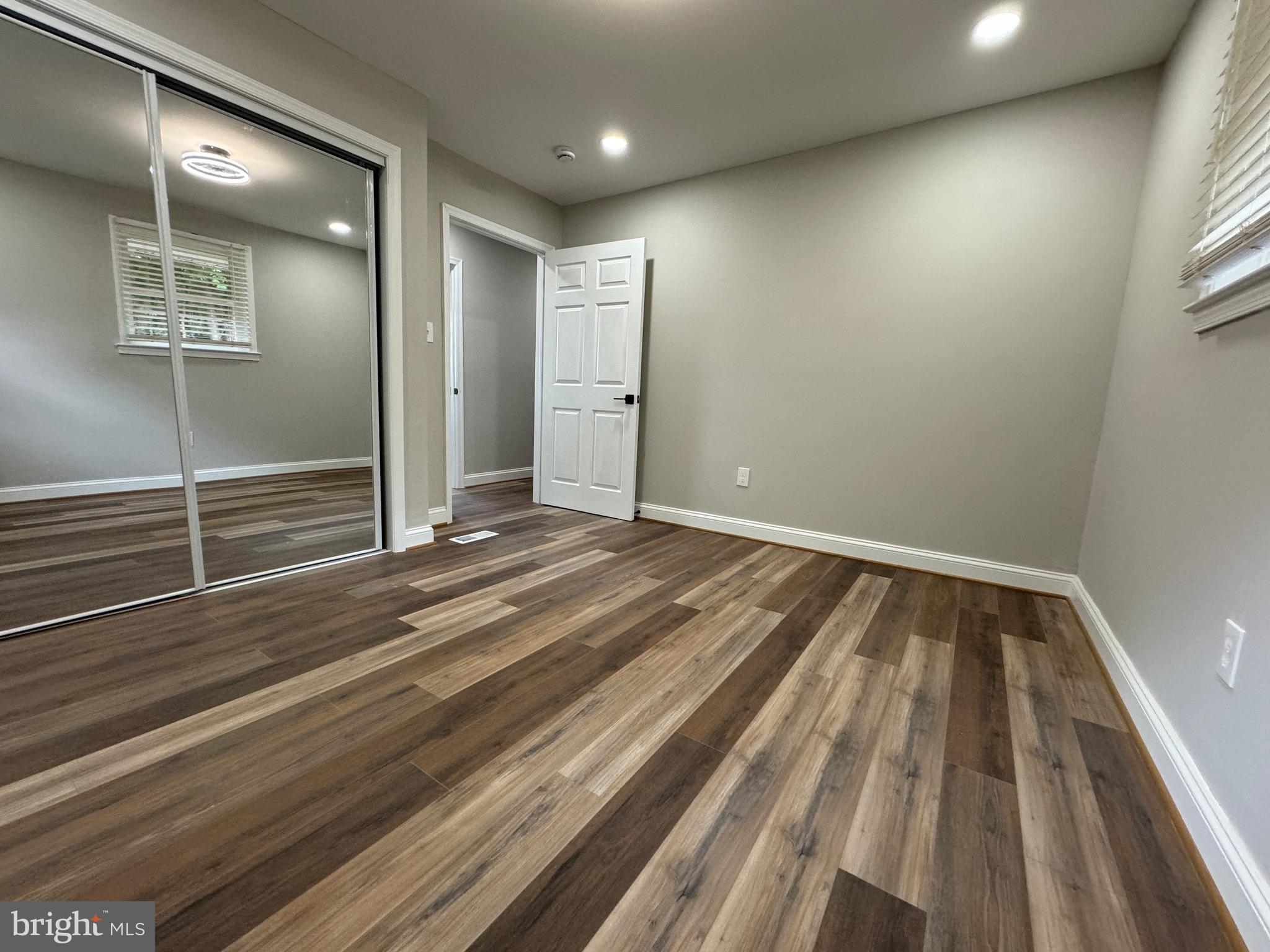 ROBIN HILLS - Residential