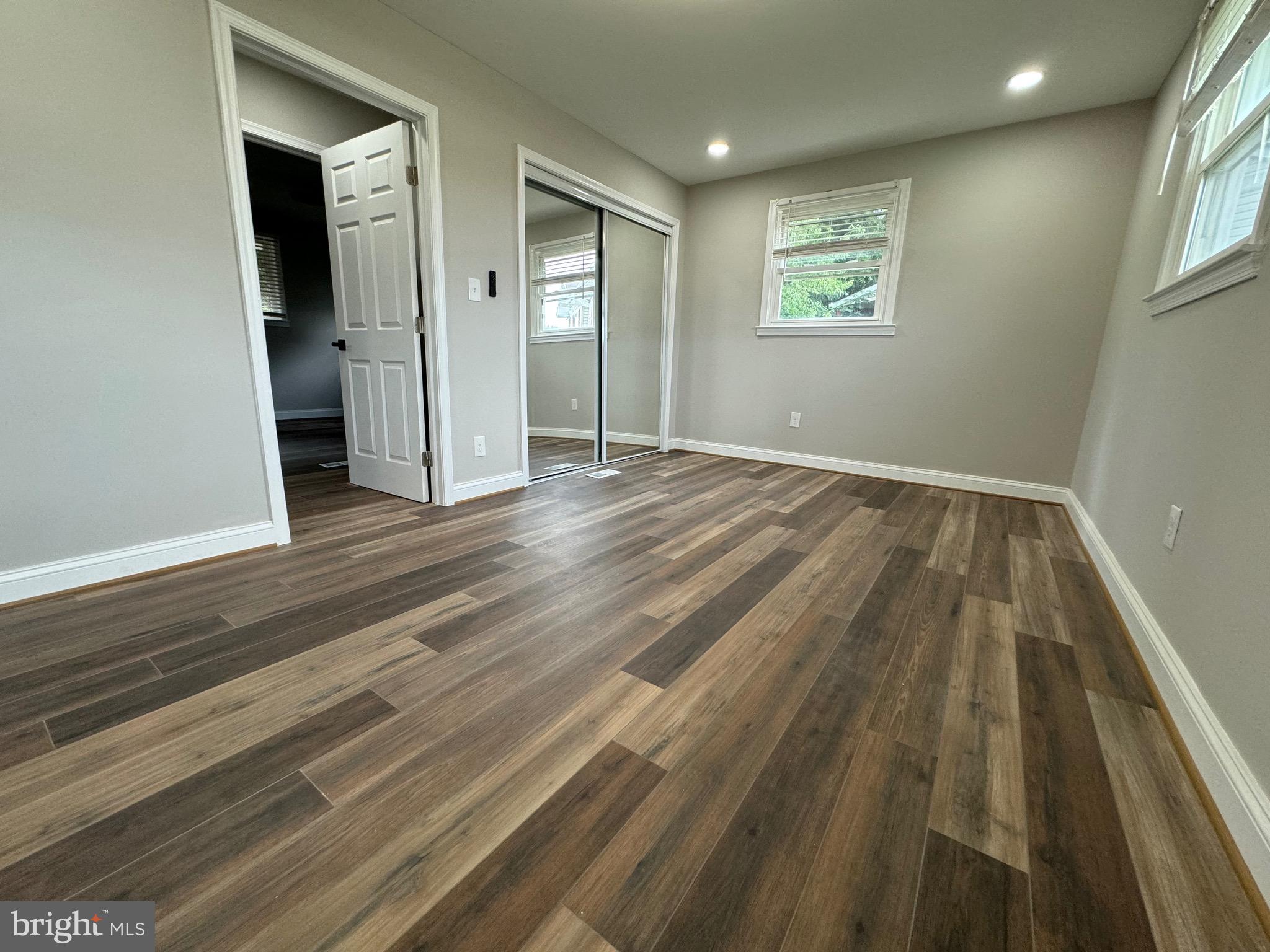 ROBIN HILLS - Residential