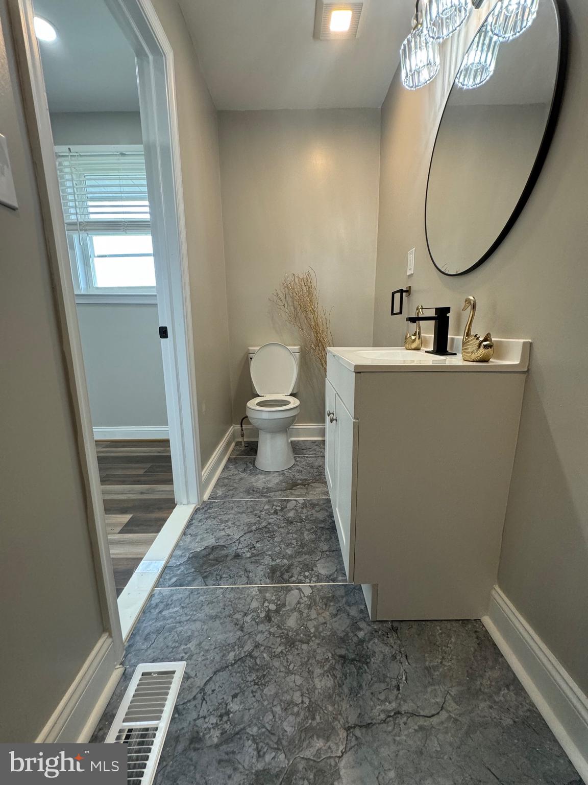 ROBIN HILLS - Residential