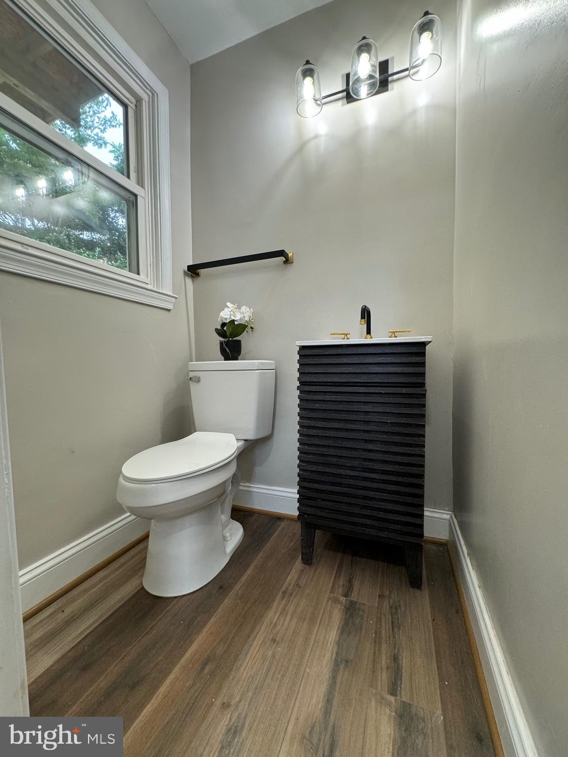 ROBIN HILLS - Residential