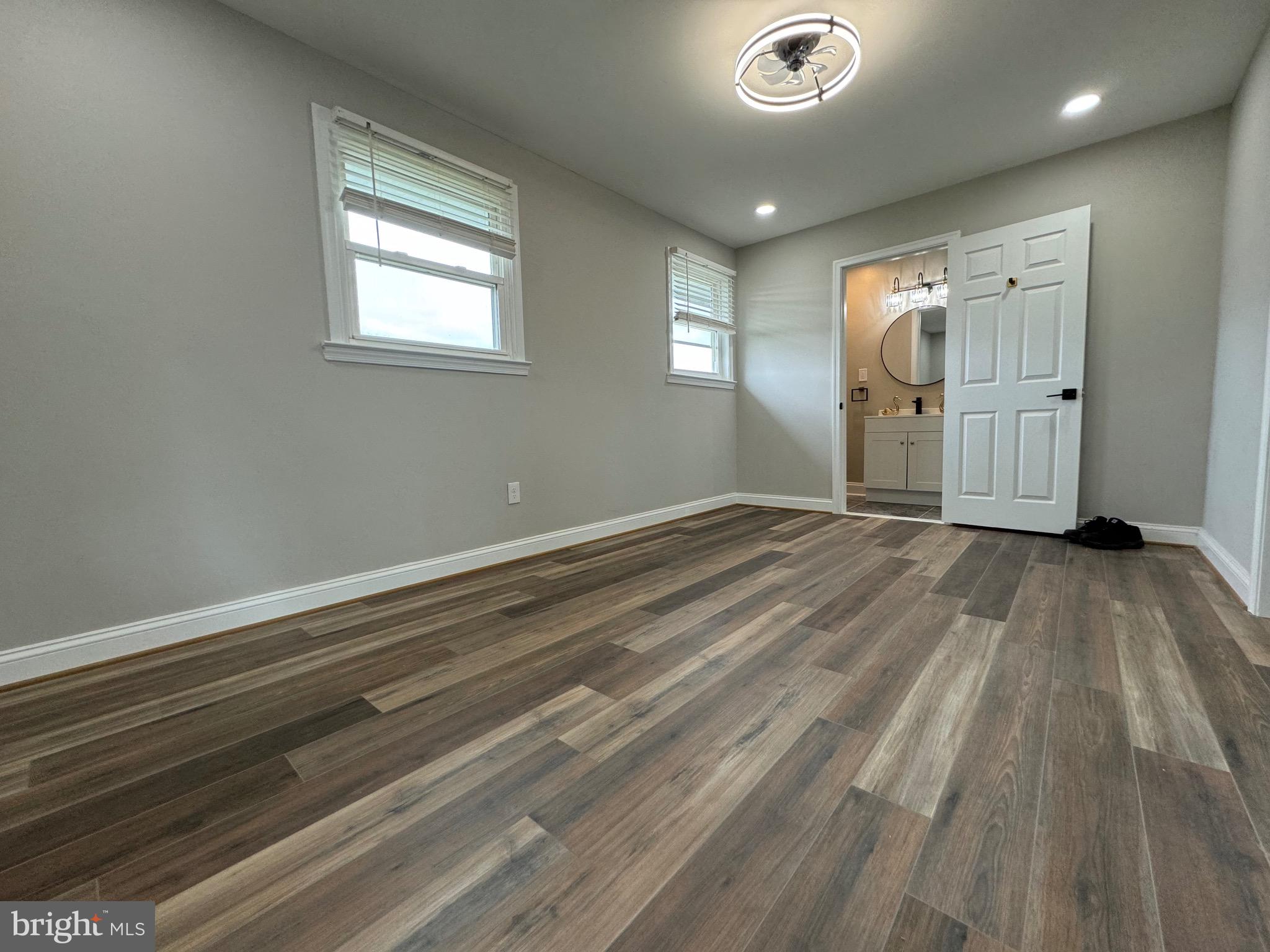 ROBIN HILLS - Residential