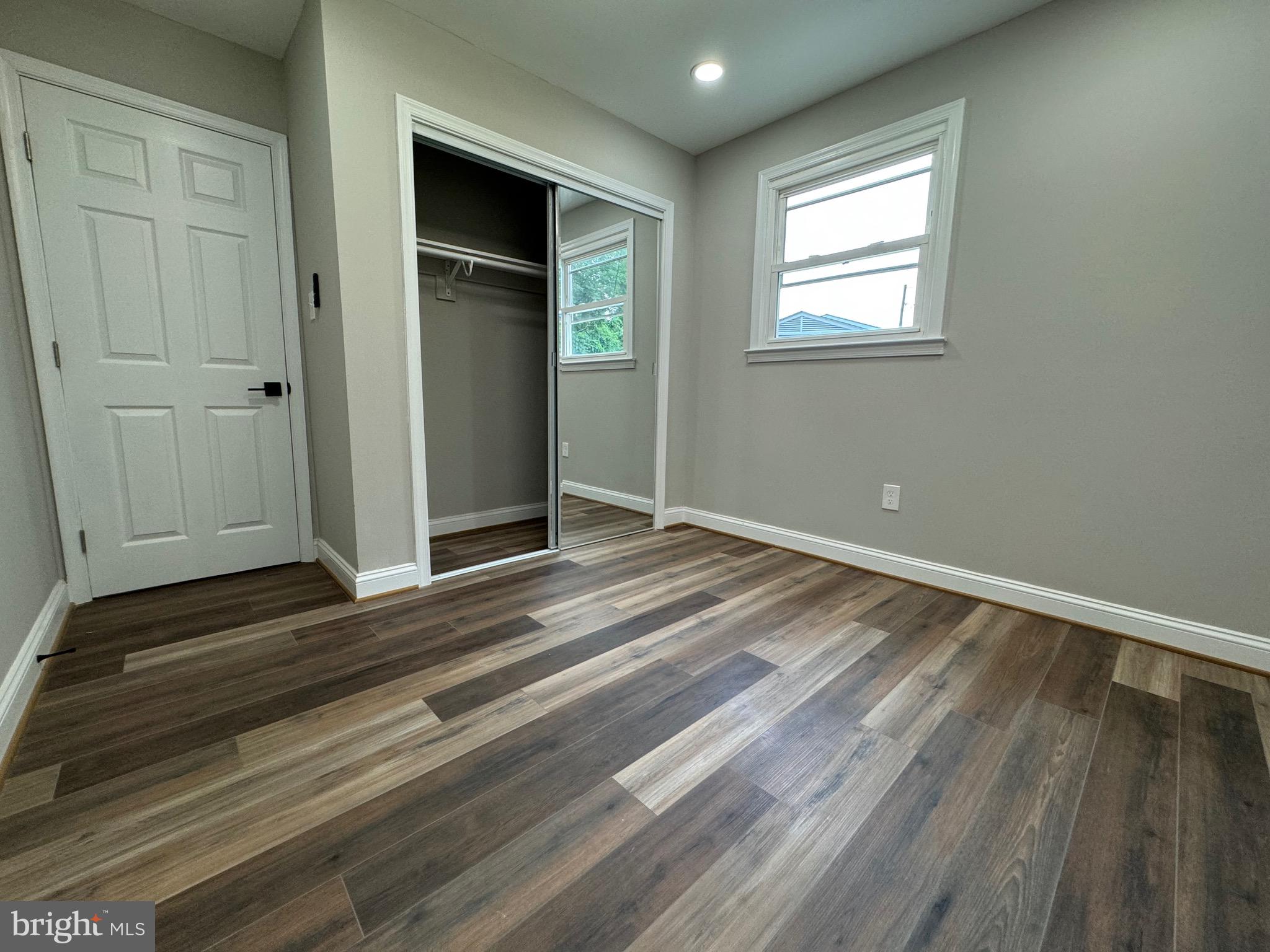 ROBIN HILLS - Residential